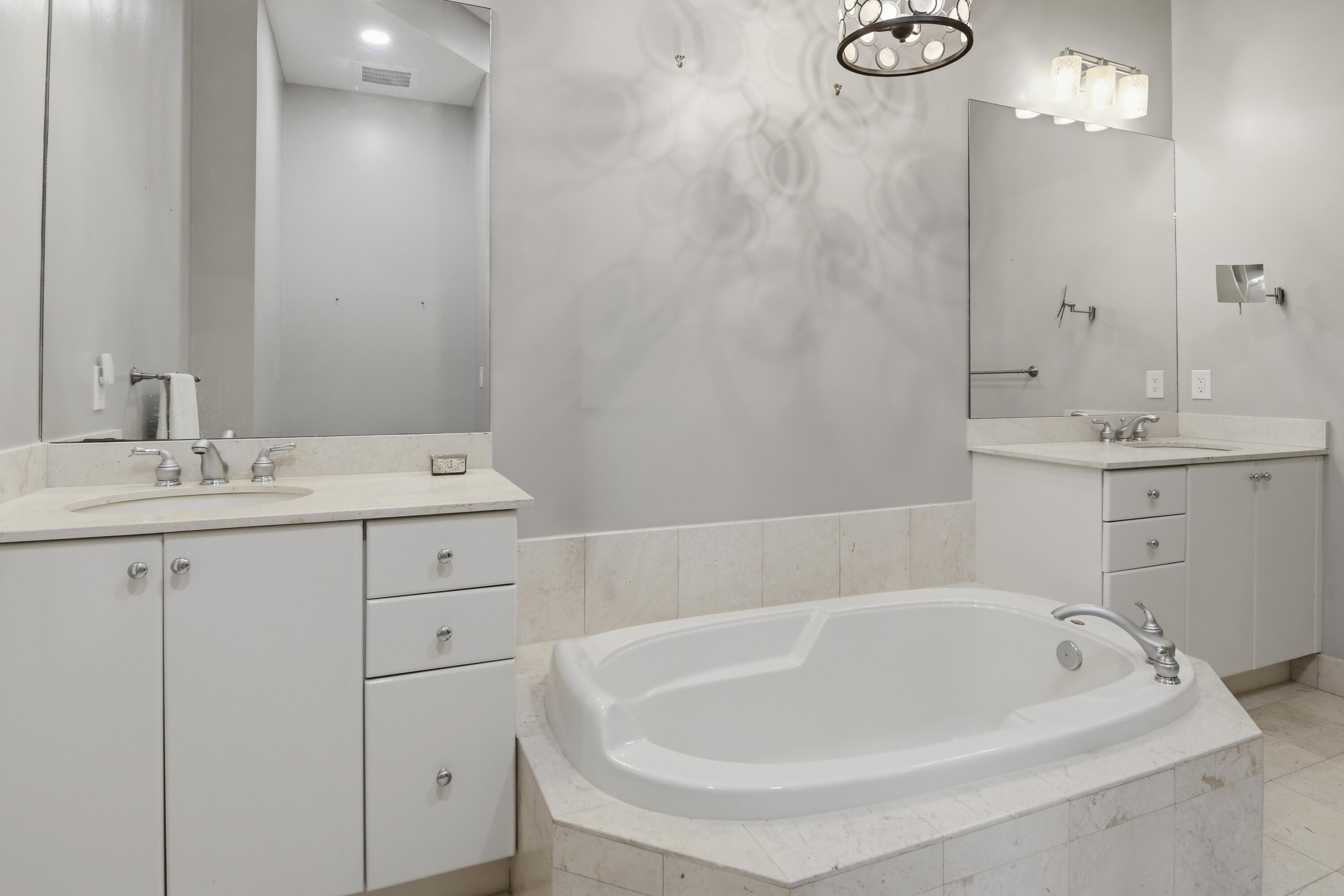 ONE CITY PLAZA CONDO - Residential