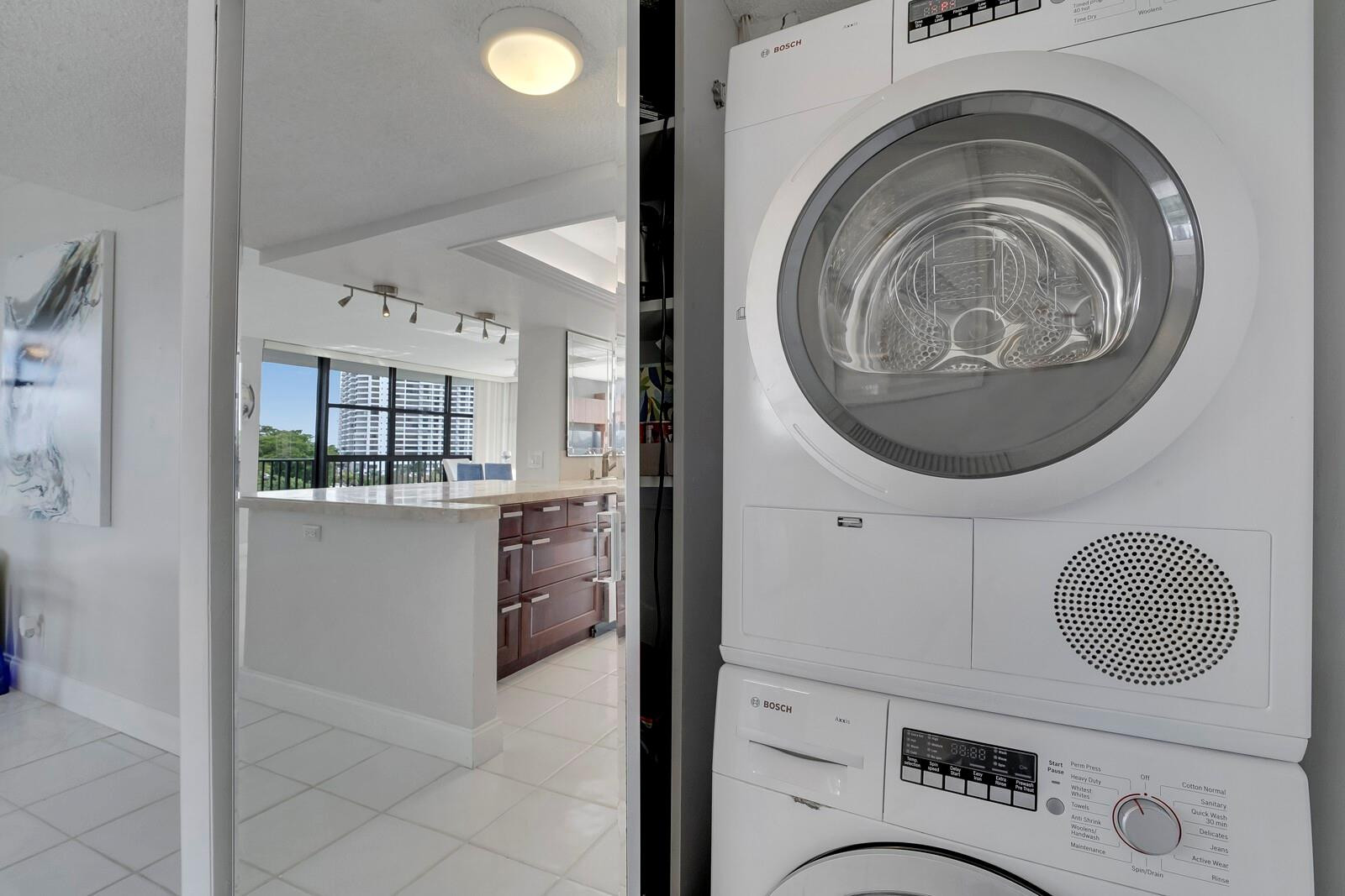 Towers of Oceanview - Residential