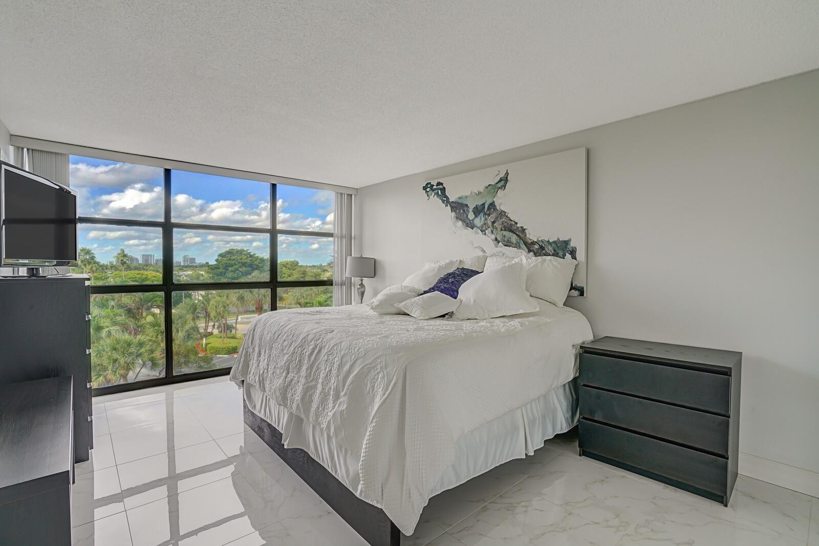 Towers of Oceanview - Residential
