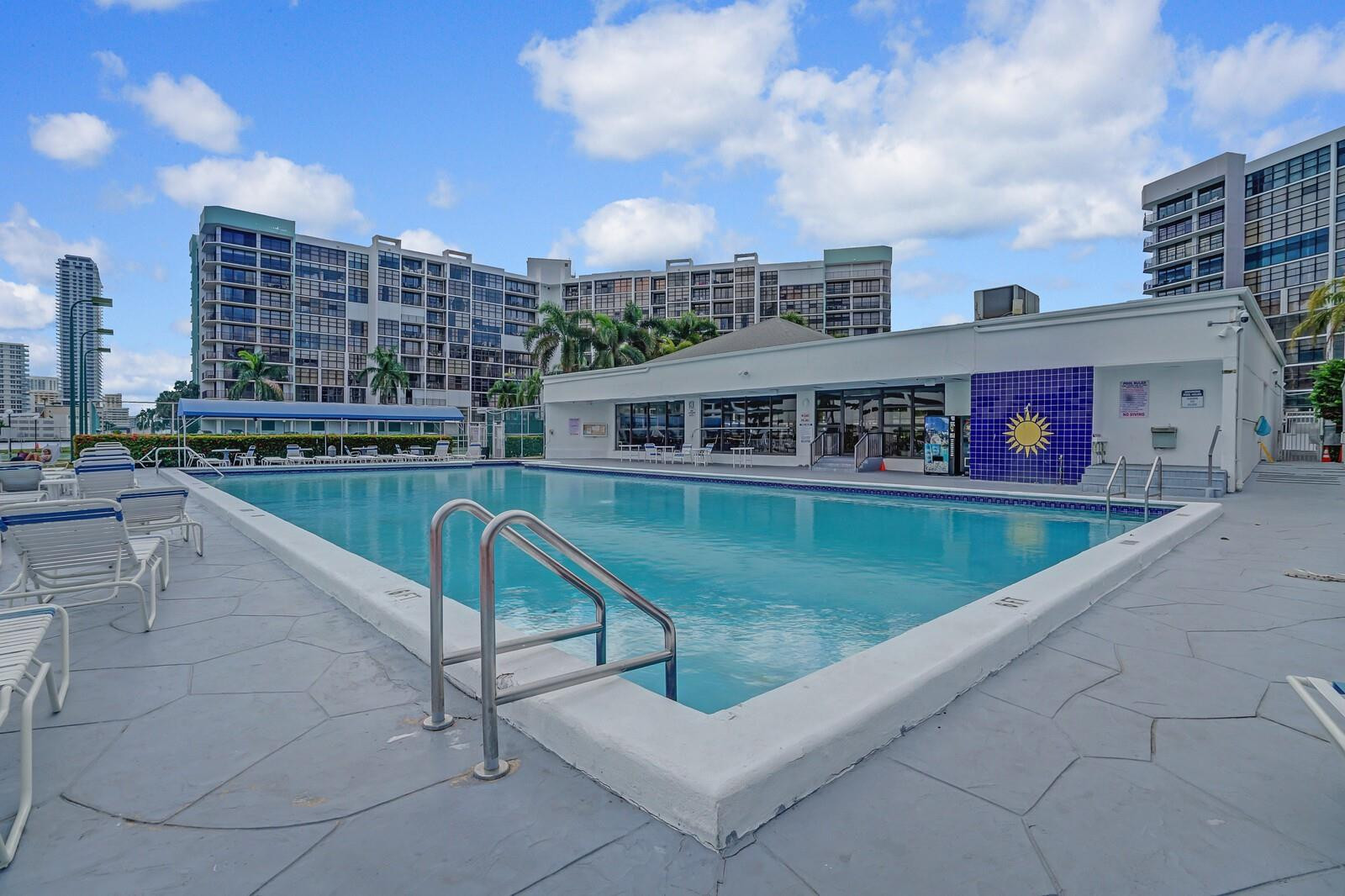 Towers of Oceanview - Residential