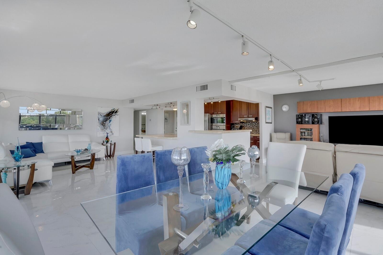 Towers of Oceanview - Residential