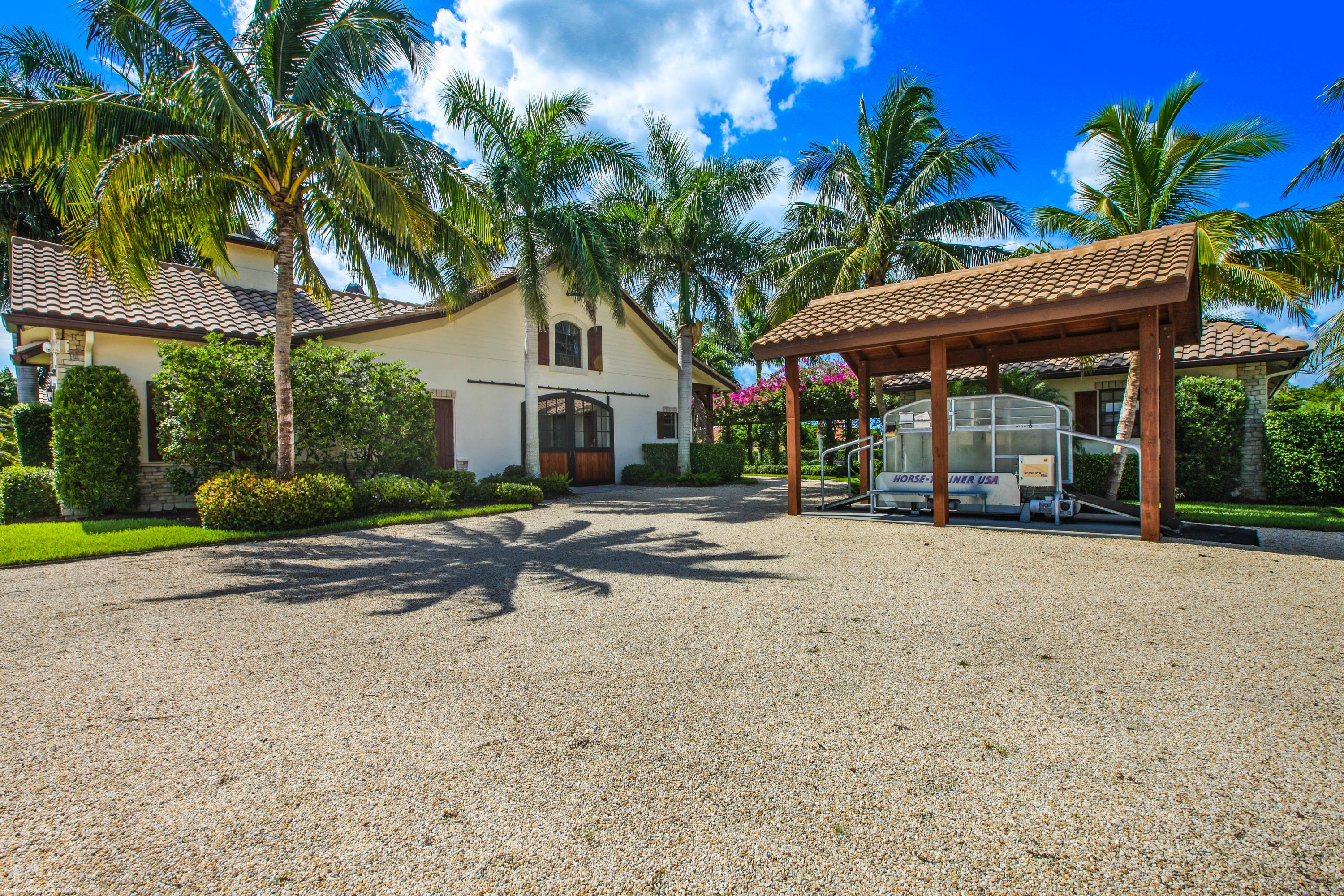 PALM BEACH POINT - Residential