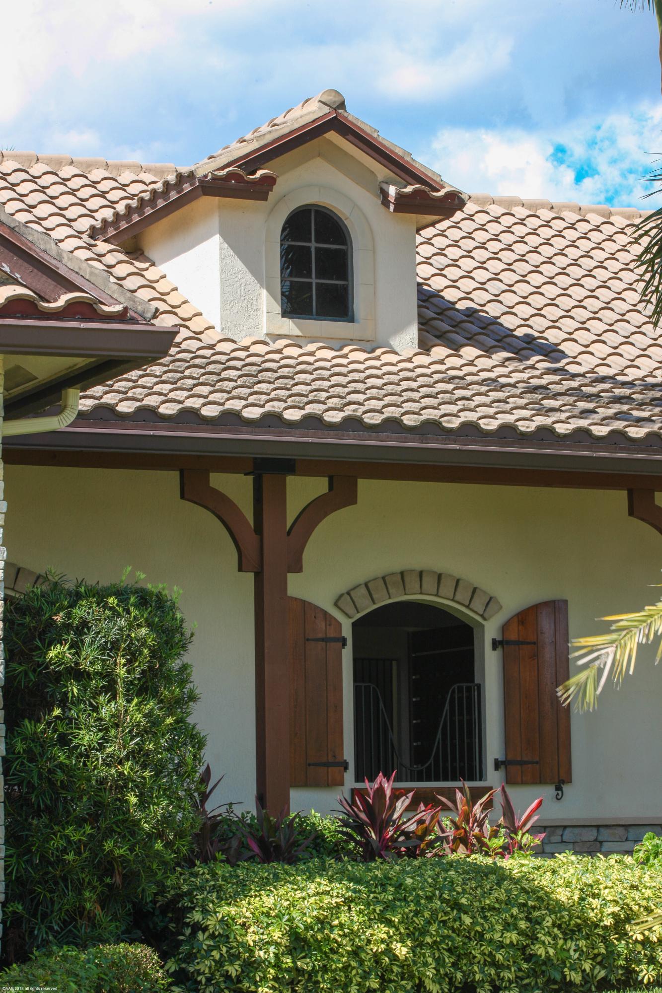 PALM BEACH POINT - Residential