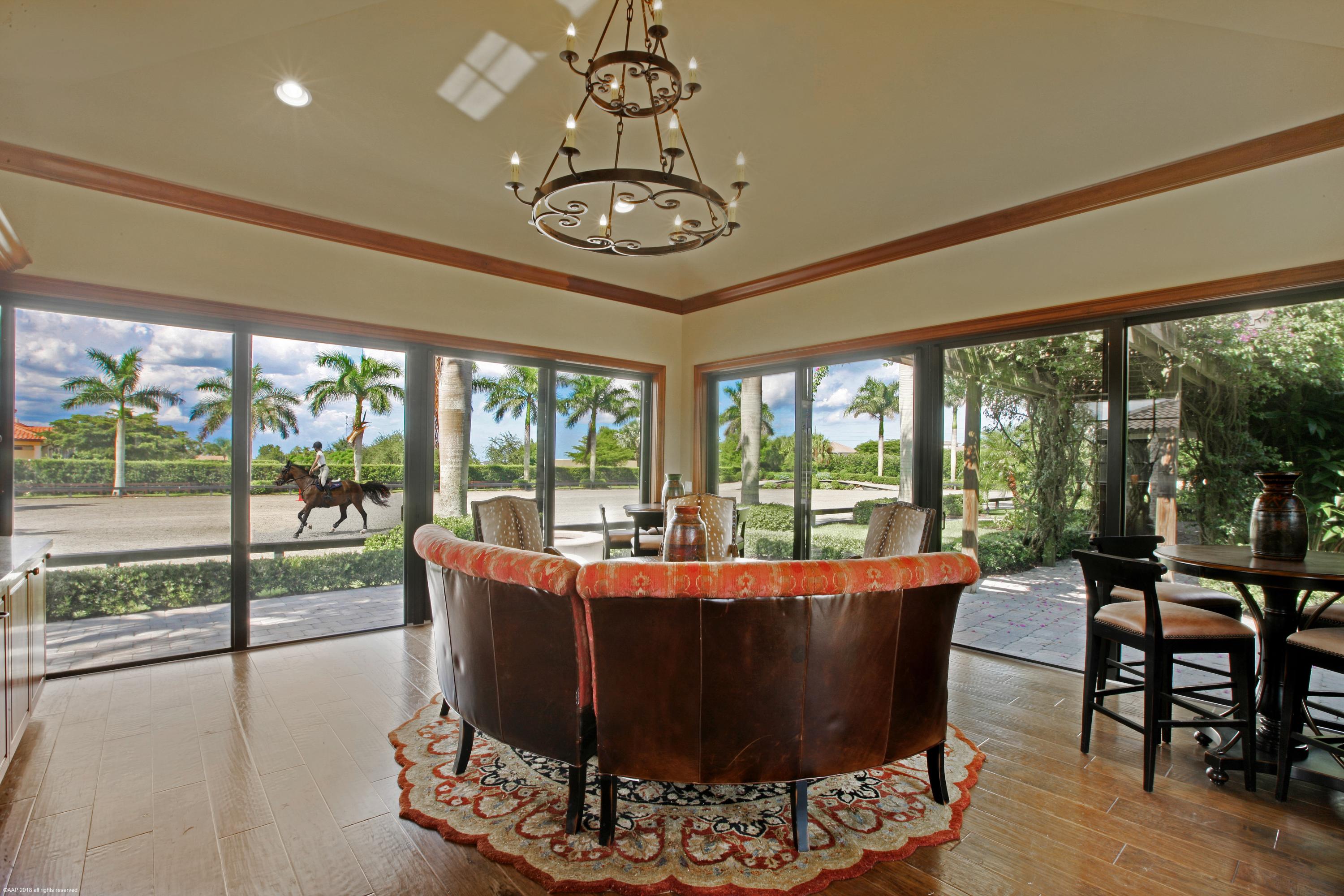 PALM BEACH POINT - Residential