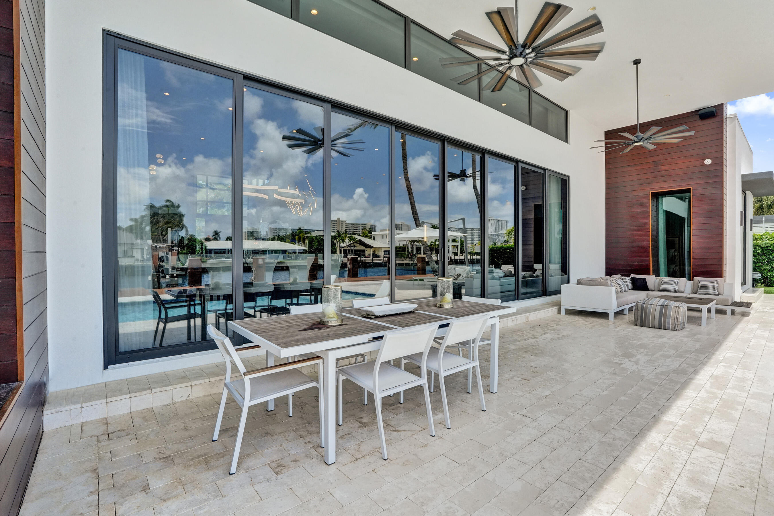CORAL RIDGE COUNTRY CLUB - Residential