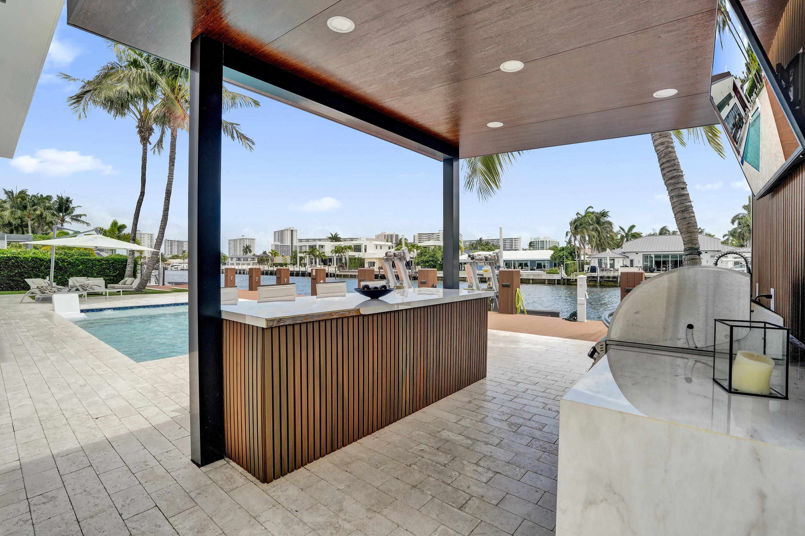 CORAL RIDGE COUNTRY CLUB - Residential