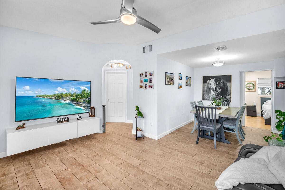Cresthaven - Residential Lease
