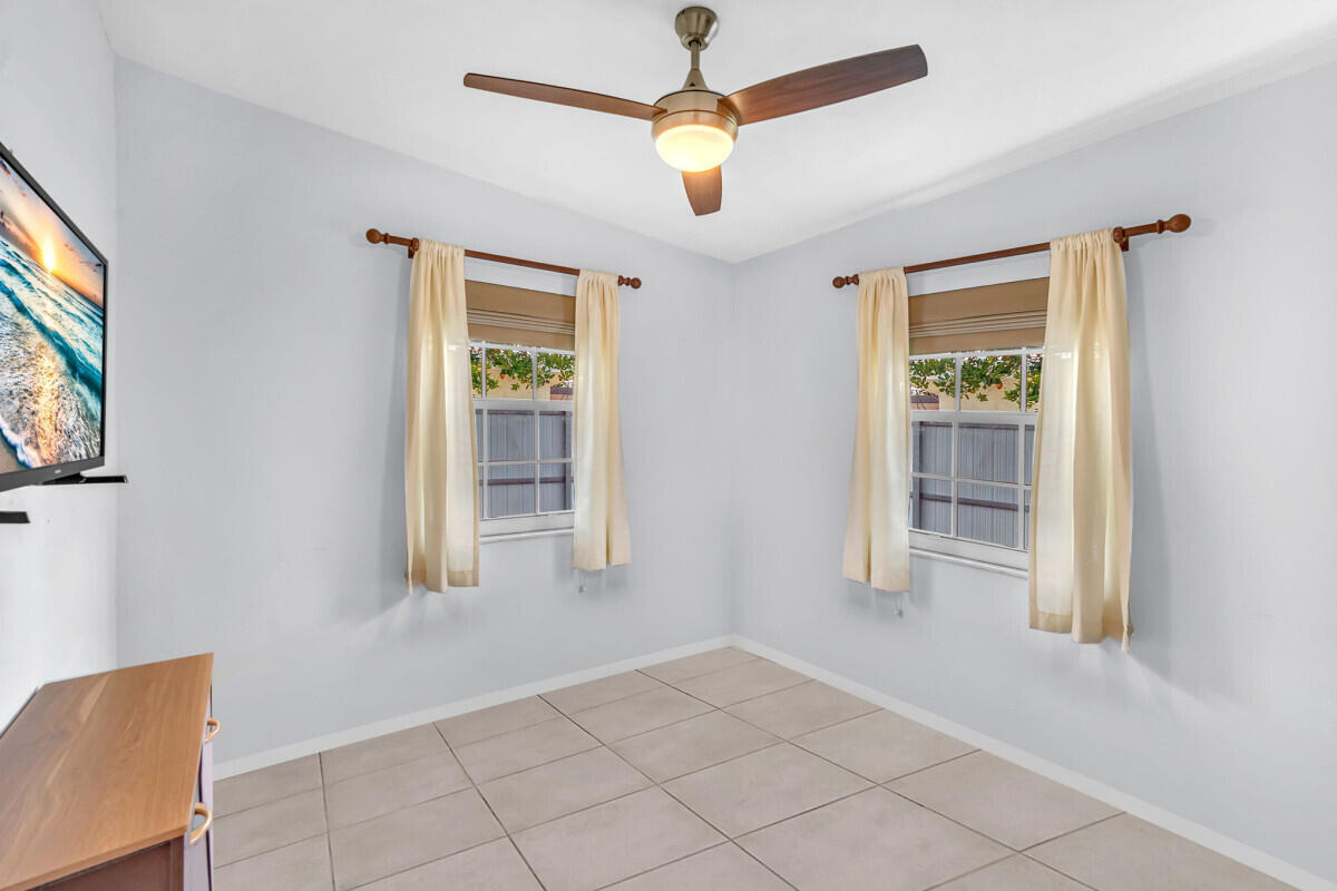 Cresthaven - Residential Lease