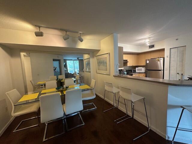VILLA DEL SOL CONDO - Residential Lease