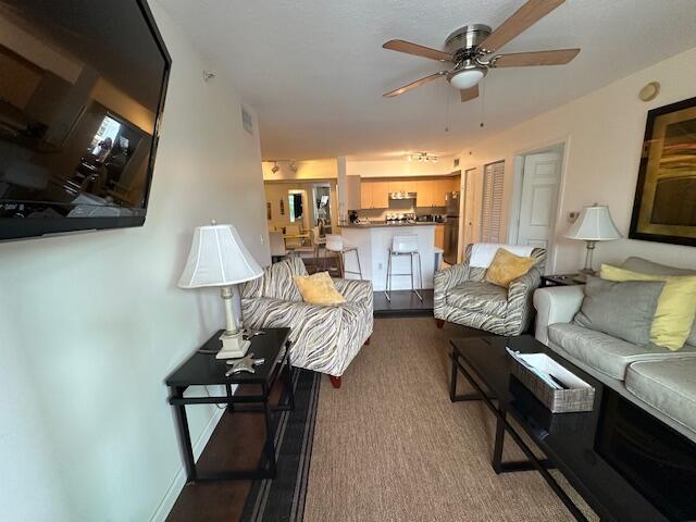 VILLA DEL SOL CONDO - Residential Lease