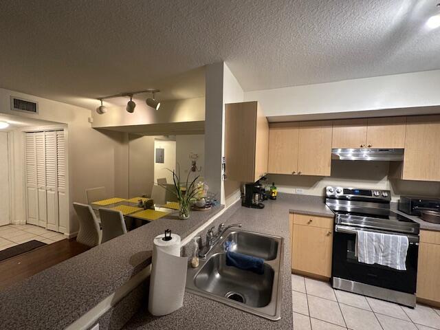 VILLA DEL SOL CONDO - Residential Lease