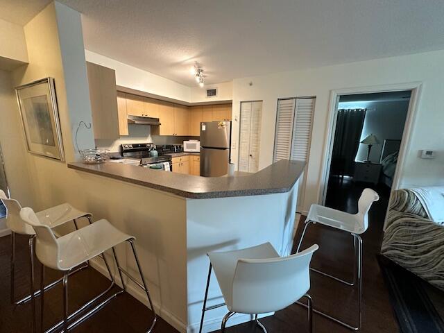 VILLA DEL SOL CONDO - Residential Lease