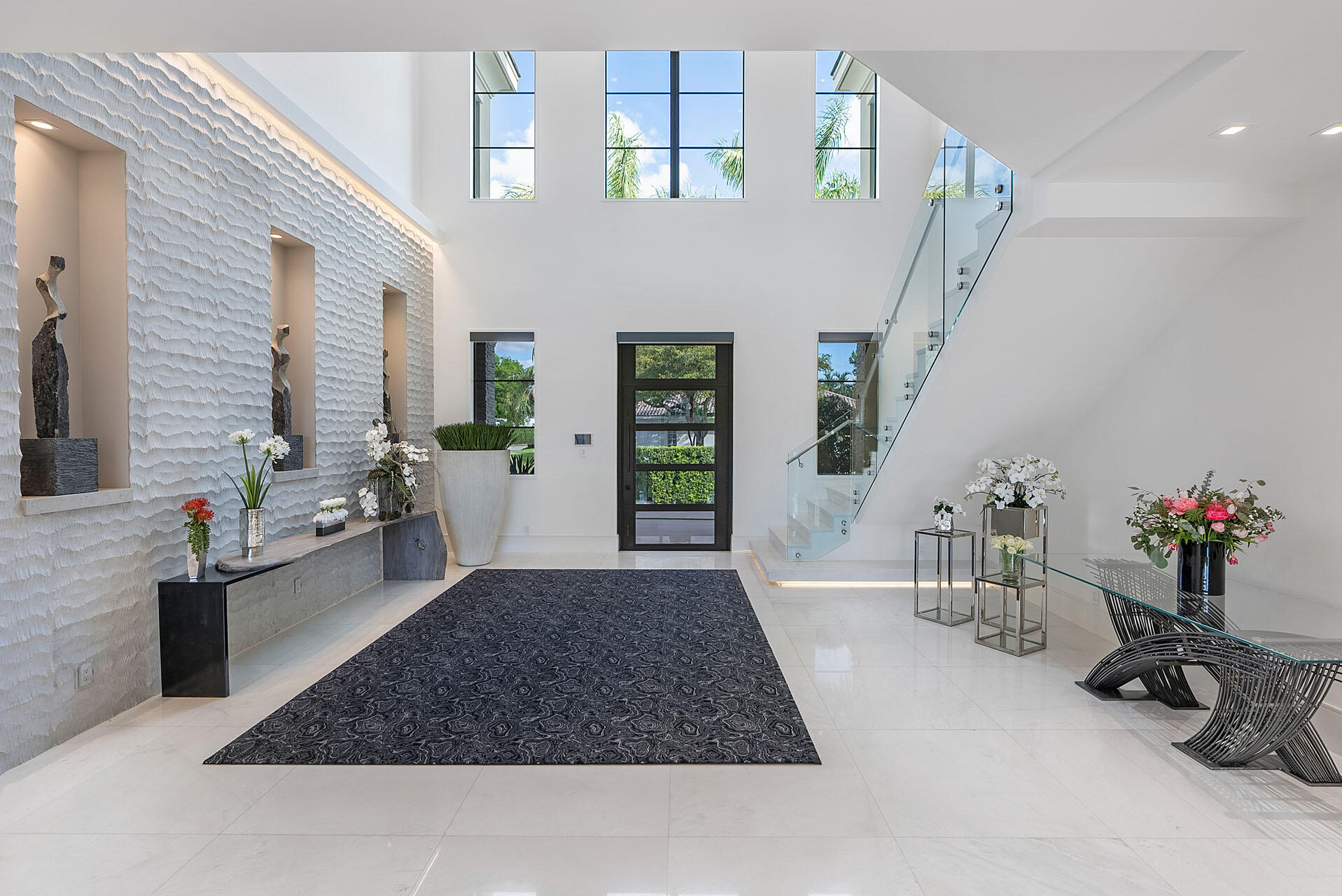 ROYAL PALM YACHT & COUNTRY CLUB - Residential
