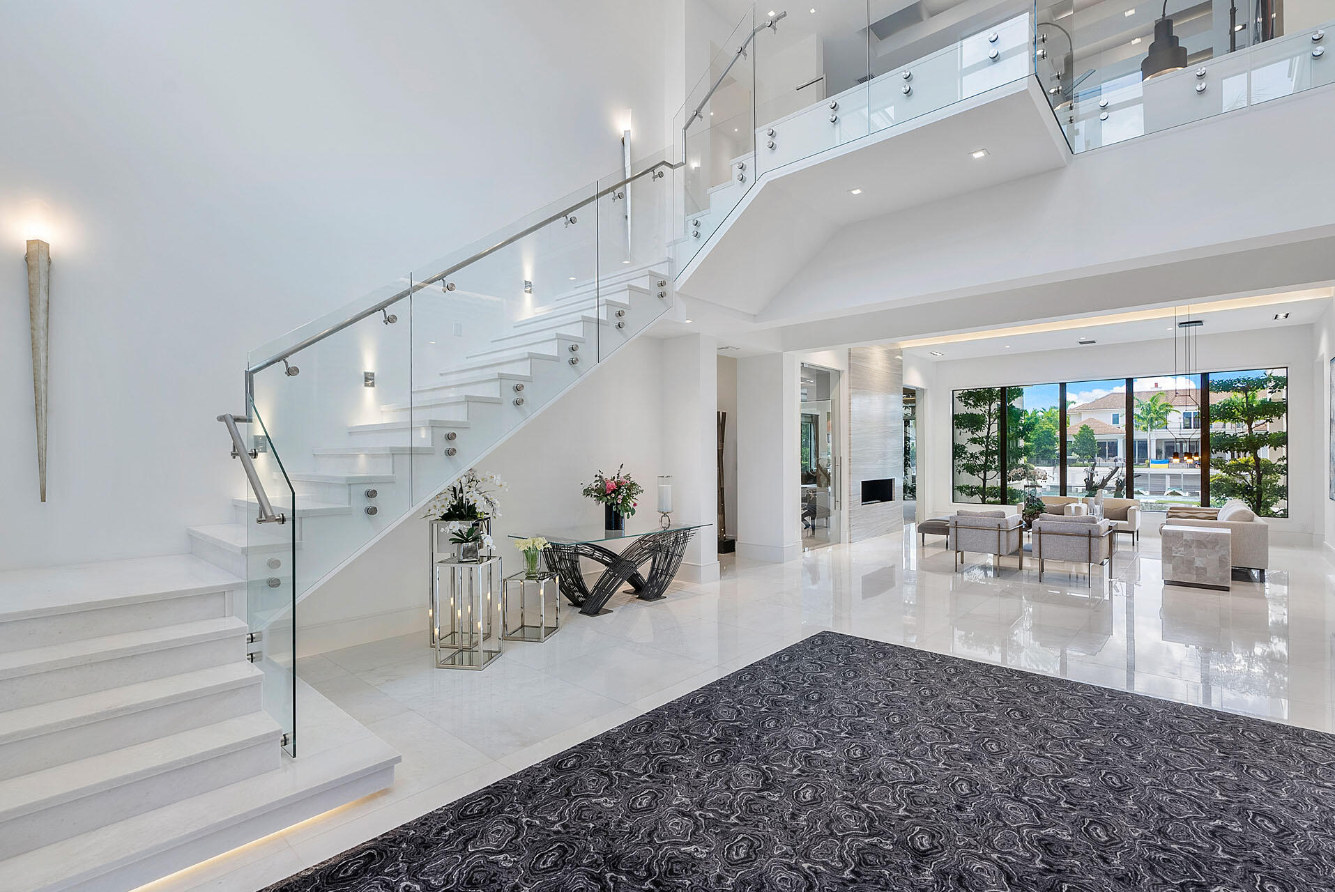 ROYAL PALM YACHT & COUNTRY CLUB - Residential
