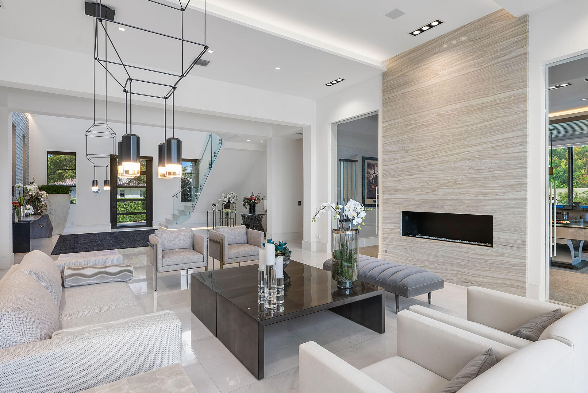 ROYAL PALM YACHT & COUNTRY CLUB - Residential