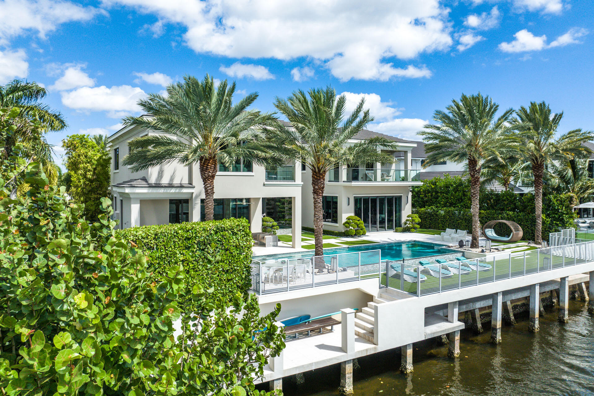 ROYAL PALM YACHT & COUNTRY CLUB - Residential