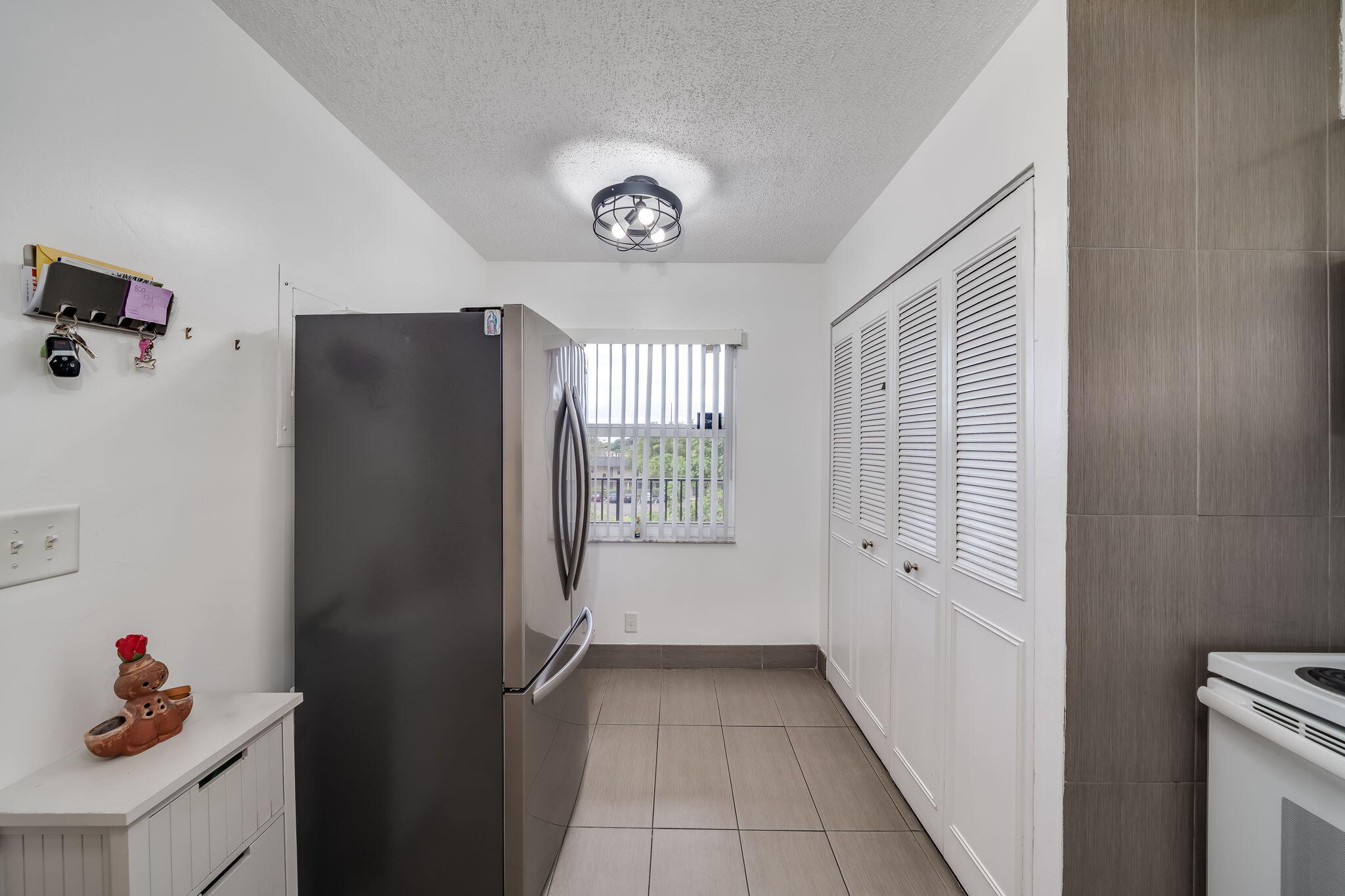 PALM LAKES CONDO - Residential