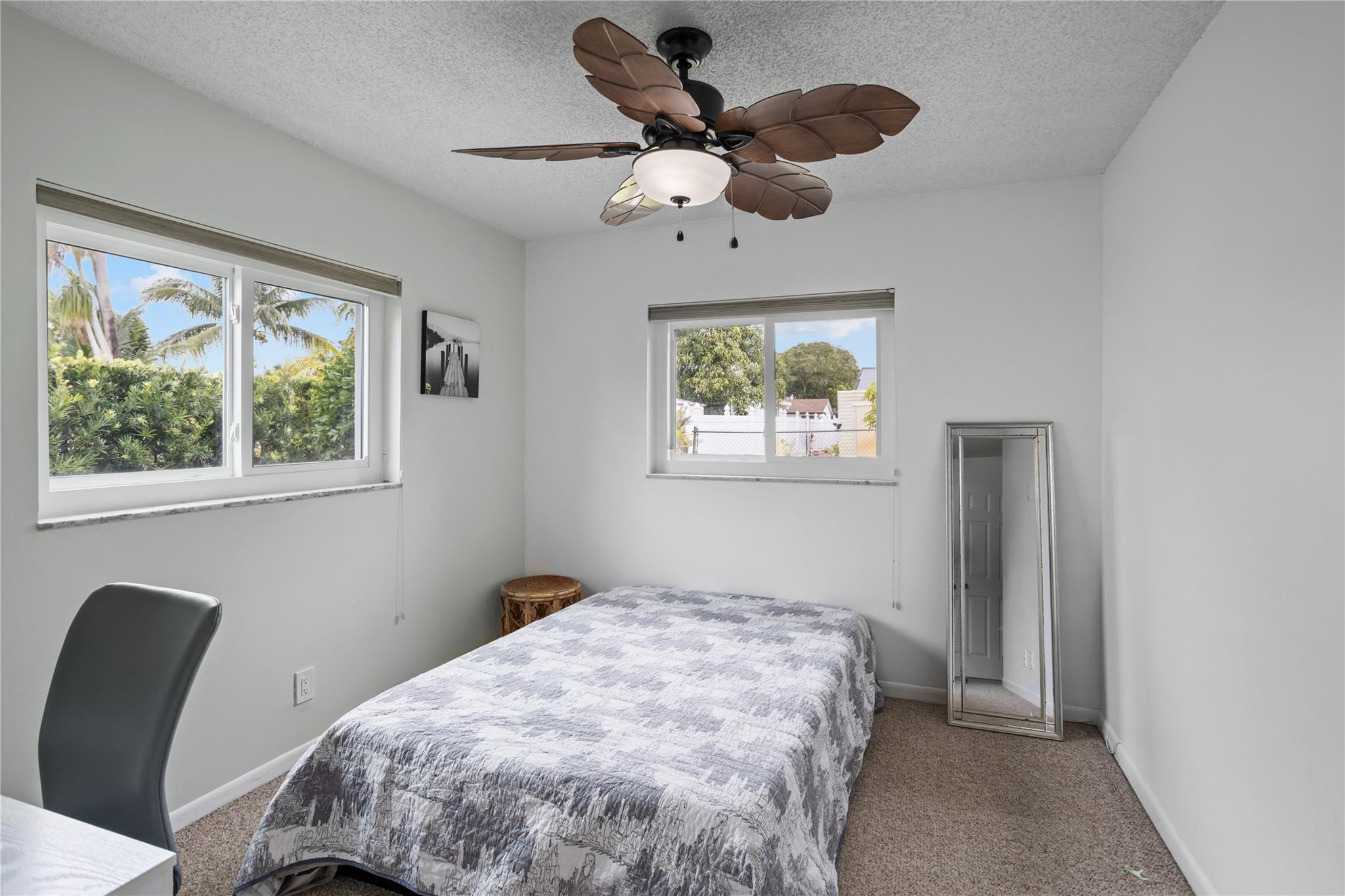 COUNTRY LANE ESTATES - Residential Lease