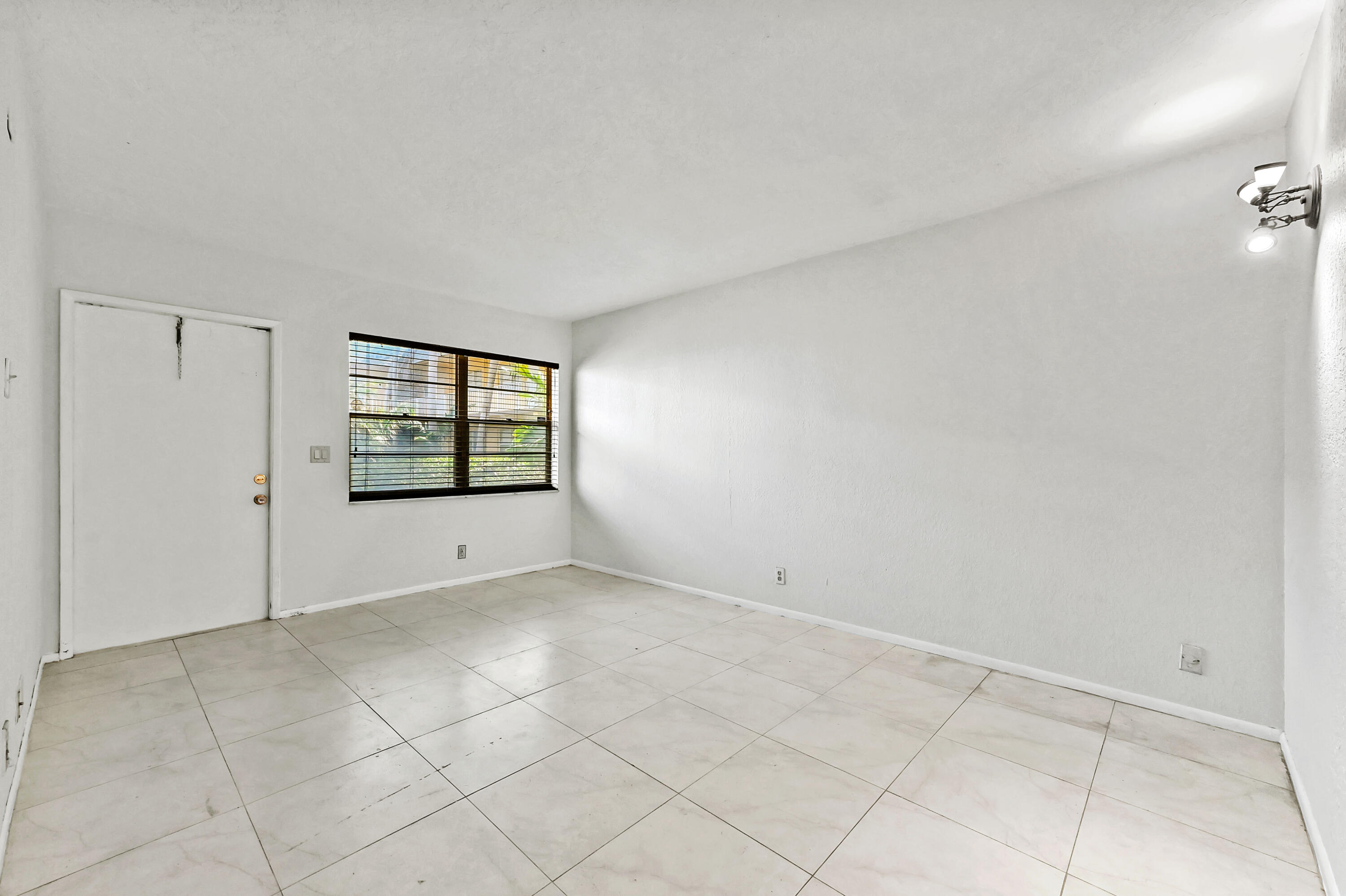 ENCLAVE SANDPIPER - Residential