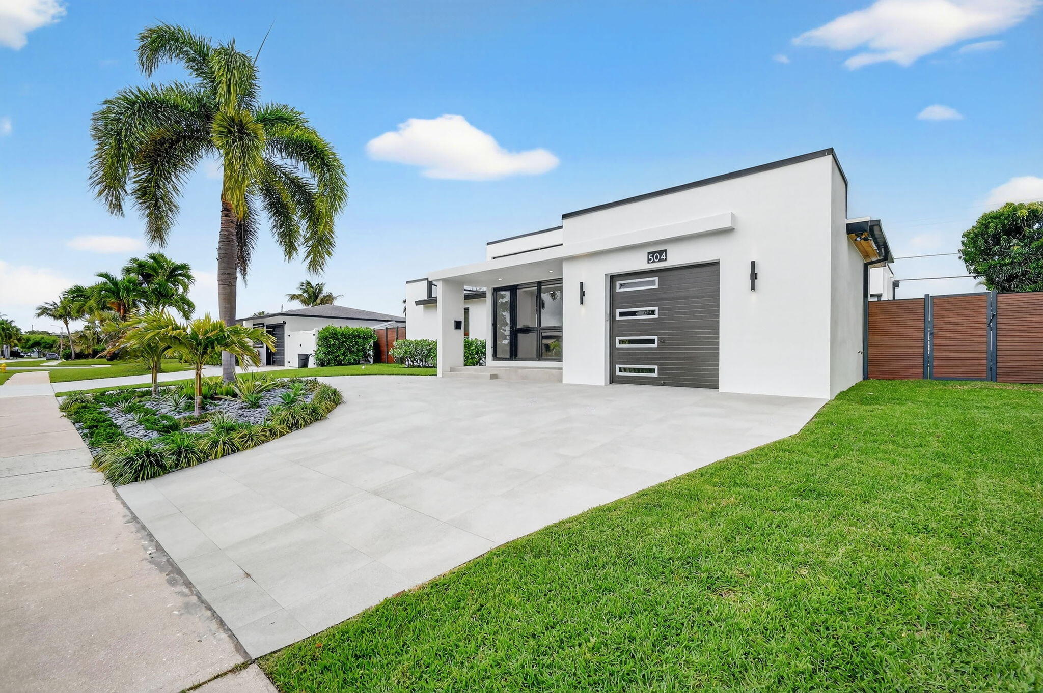 NORTH PALM BEACH VILLAGE OF 1 - Residential