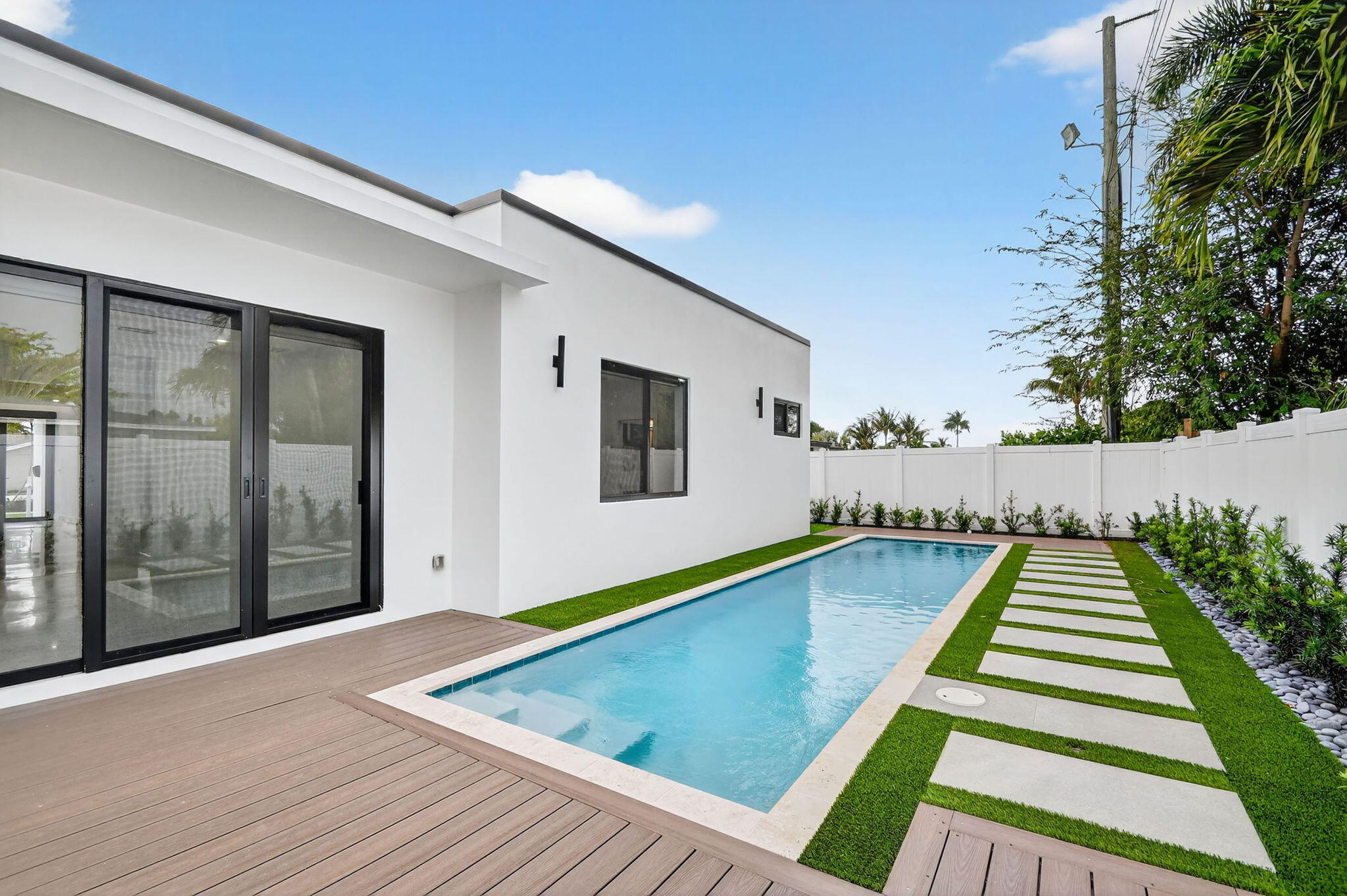 NORTH PALM BEACH VILLAGE OF 1 - Residential