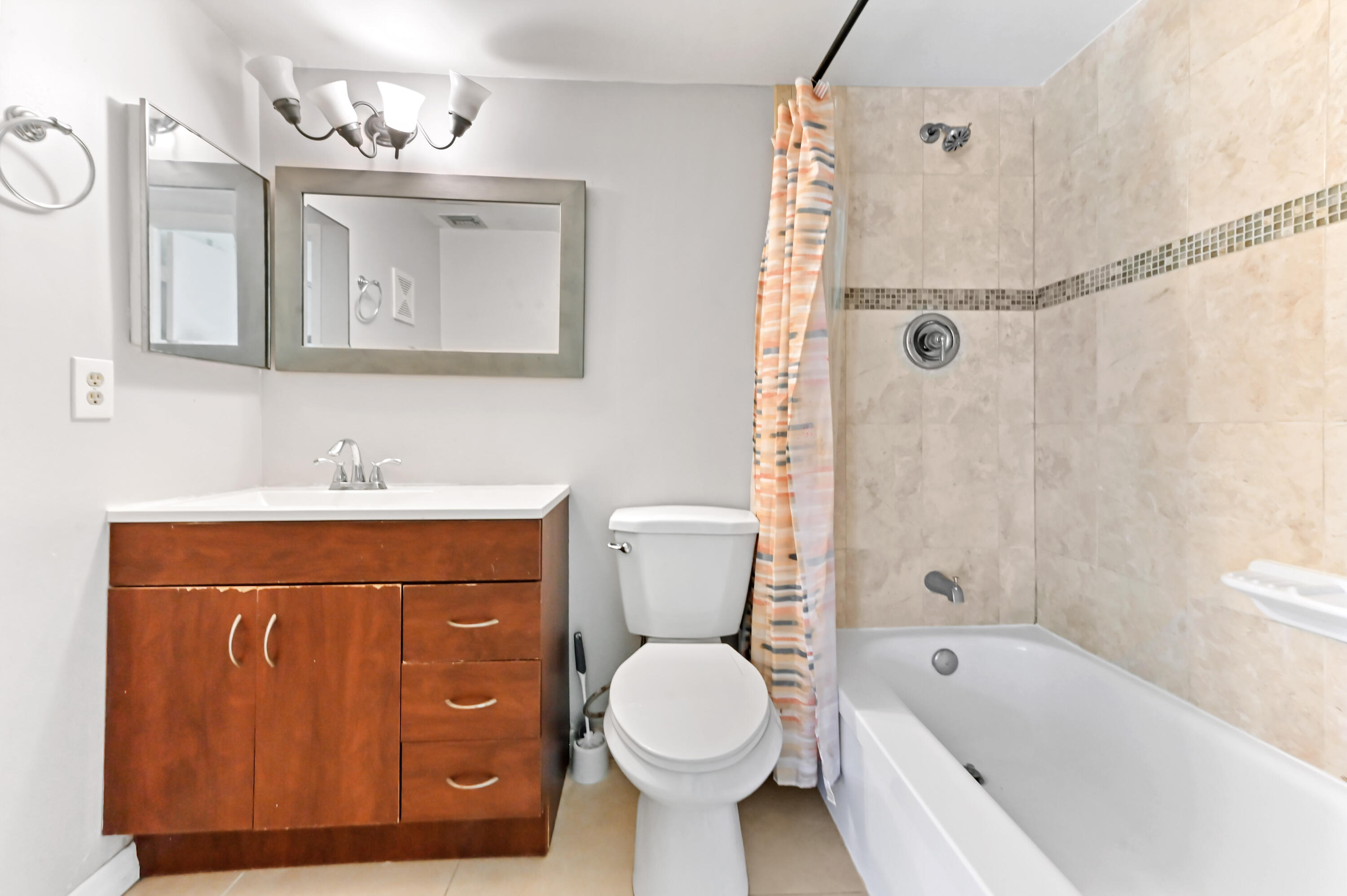 LAKES OF DELRAY - Residential