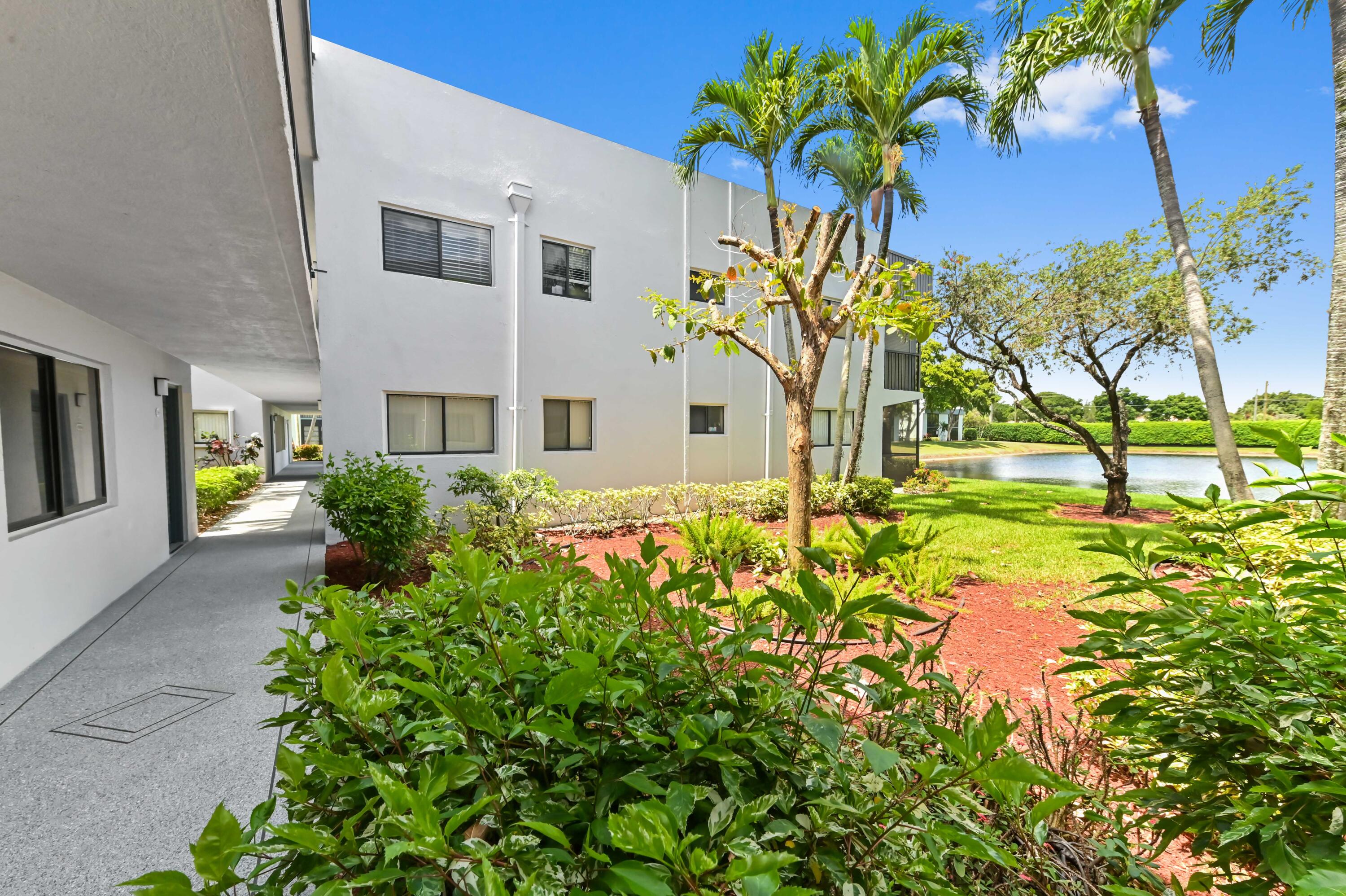 LAKES OF DELRAY - Residential