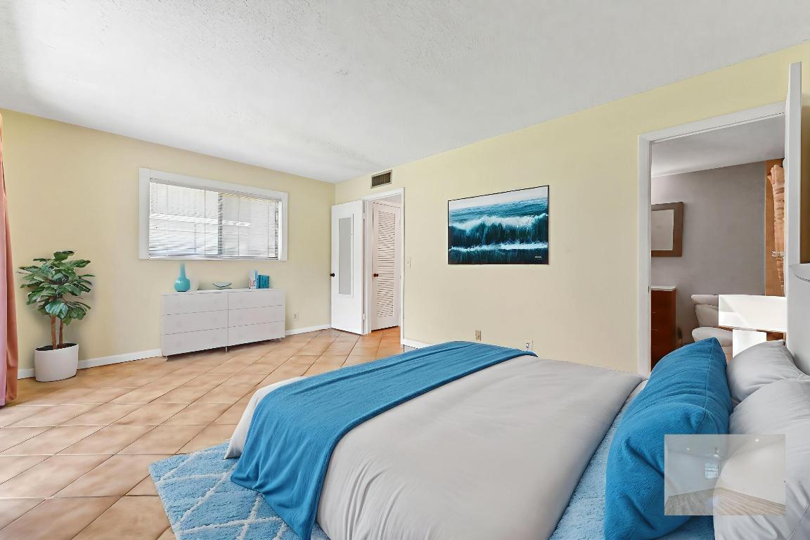 LAKES OF DELRAY - Residential