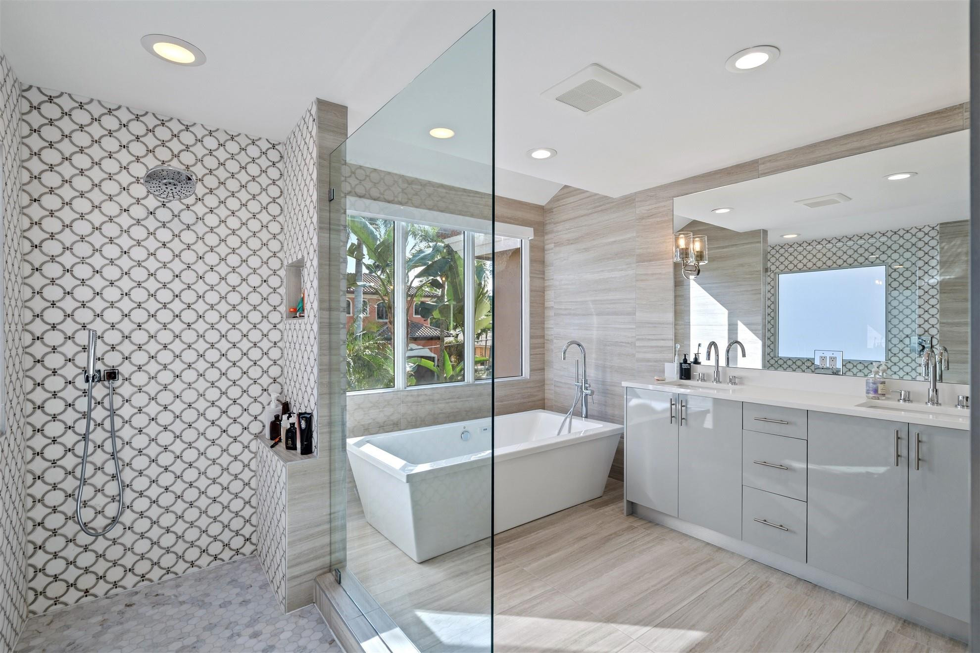 LIGHTHOUSE POINT 3RD SEC - Residential