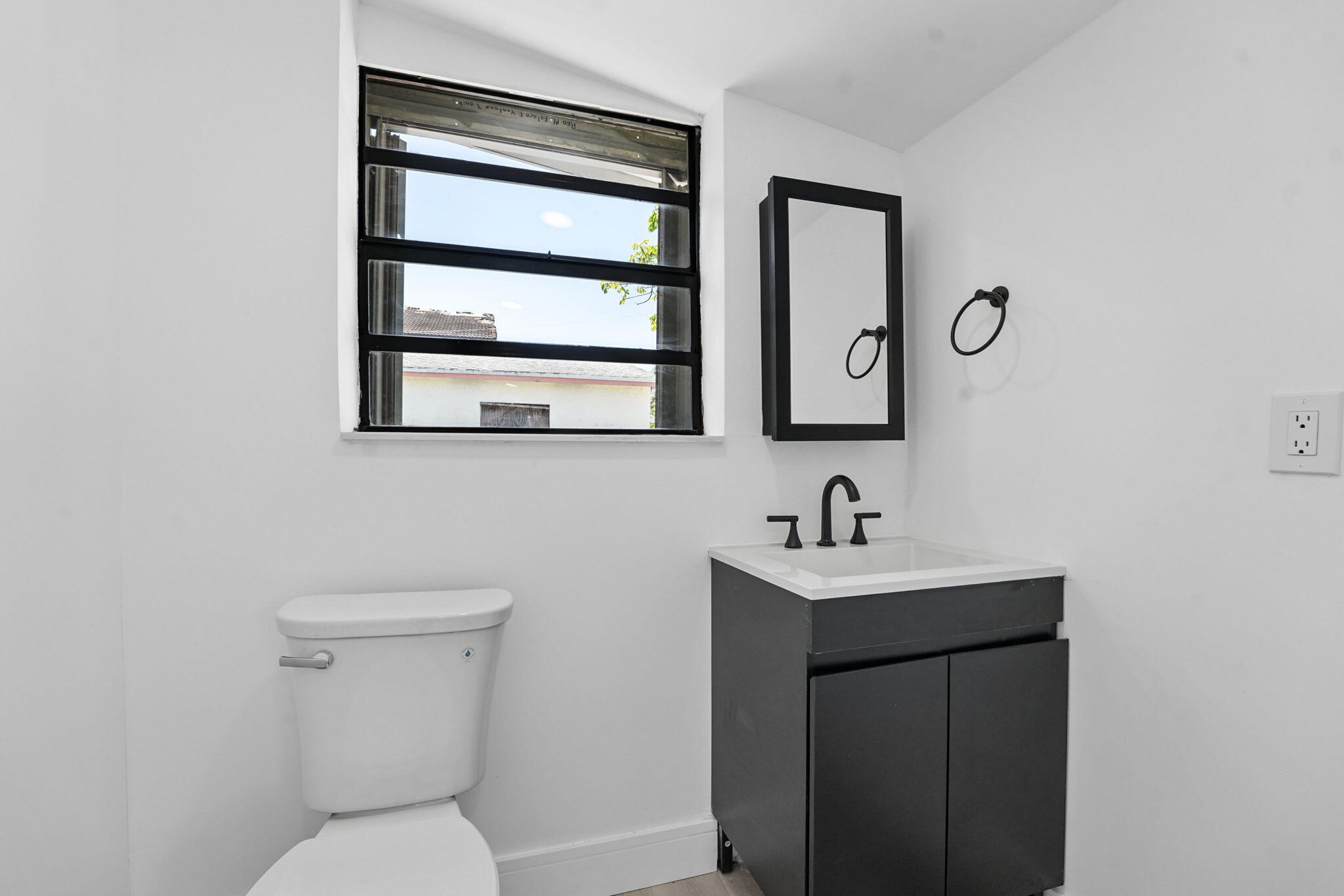 COLLEGE PARK - Residential Lease
