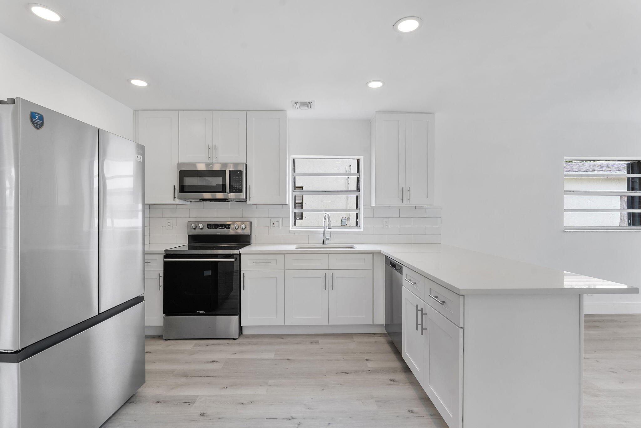 COLLEGE PARK - Residential Lease