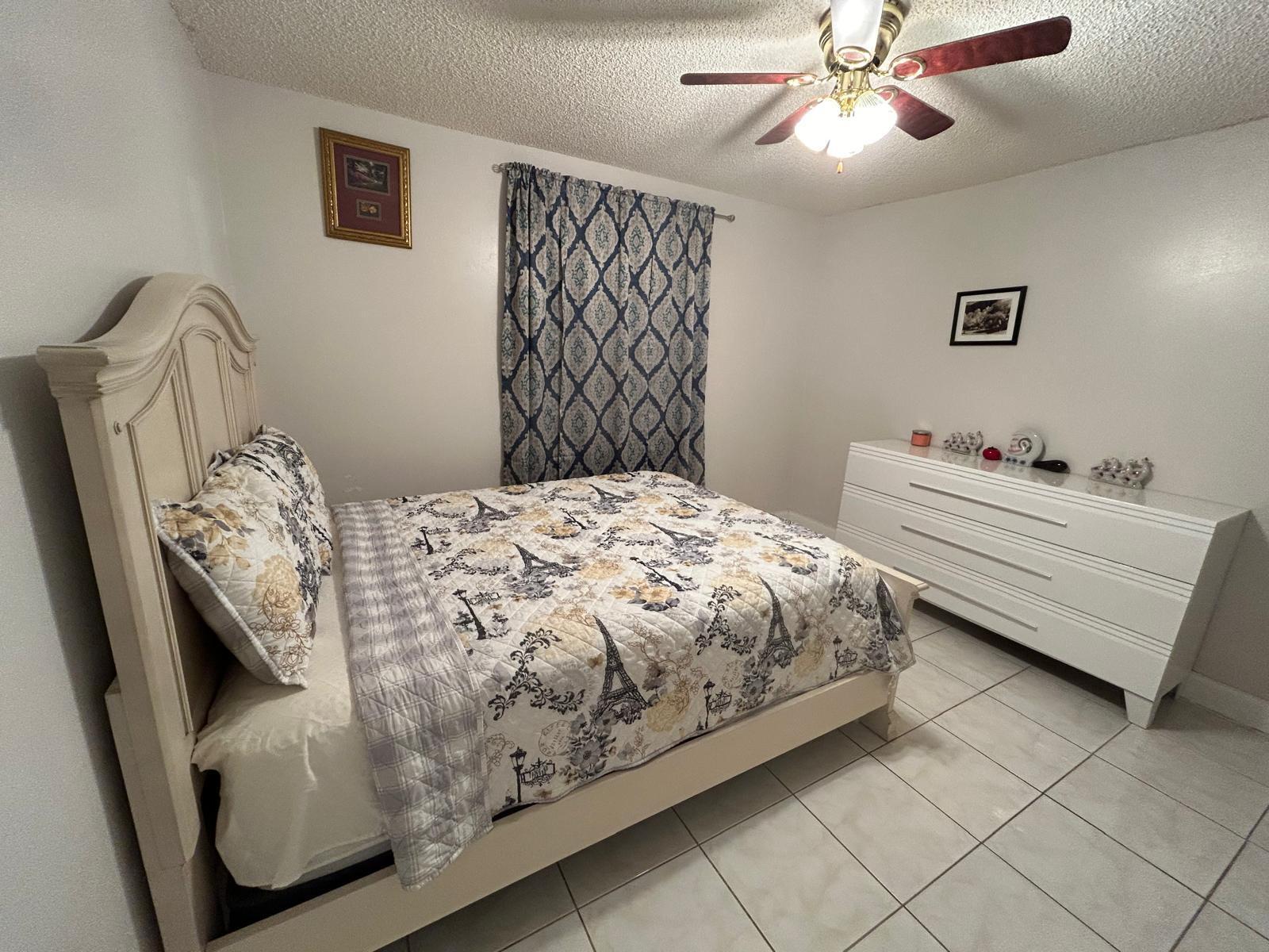 LAUDERDALE NORTH PARK SECTION 6 - Residential