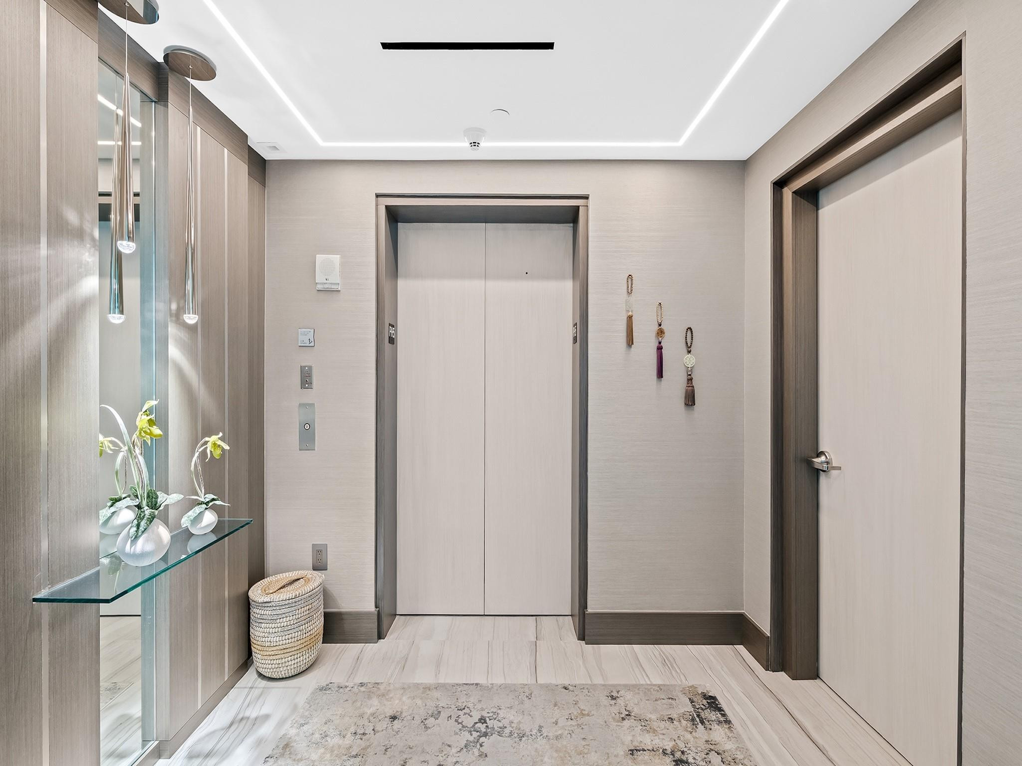 Las Olas Beach Club Condo - Residential