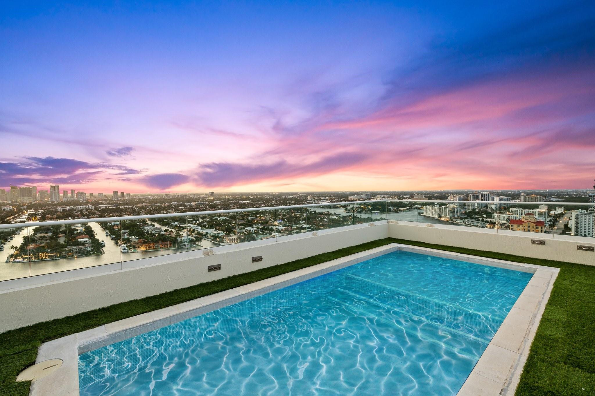 Las Olas Beach Club Condo - Residential