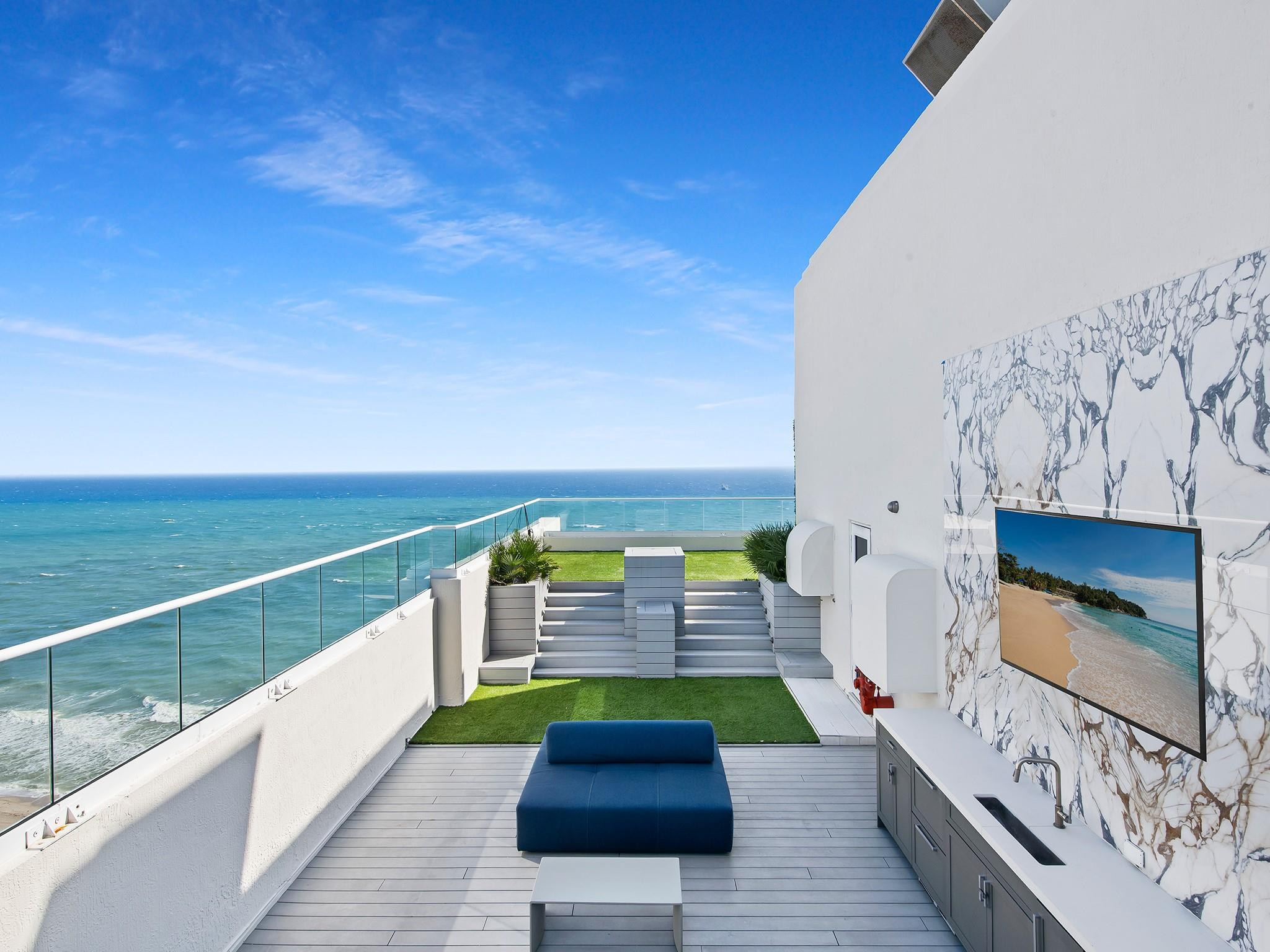 Las Olas Beach Club Condo - Residential