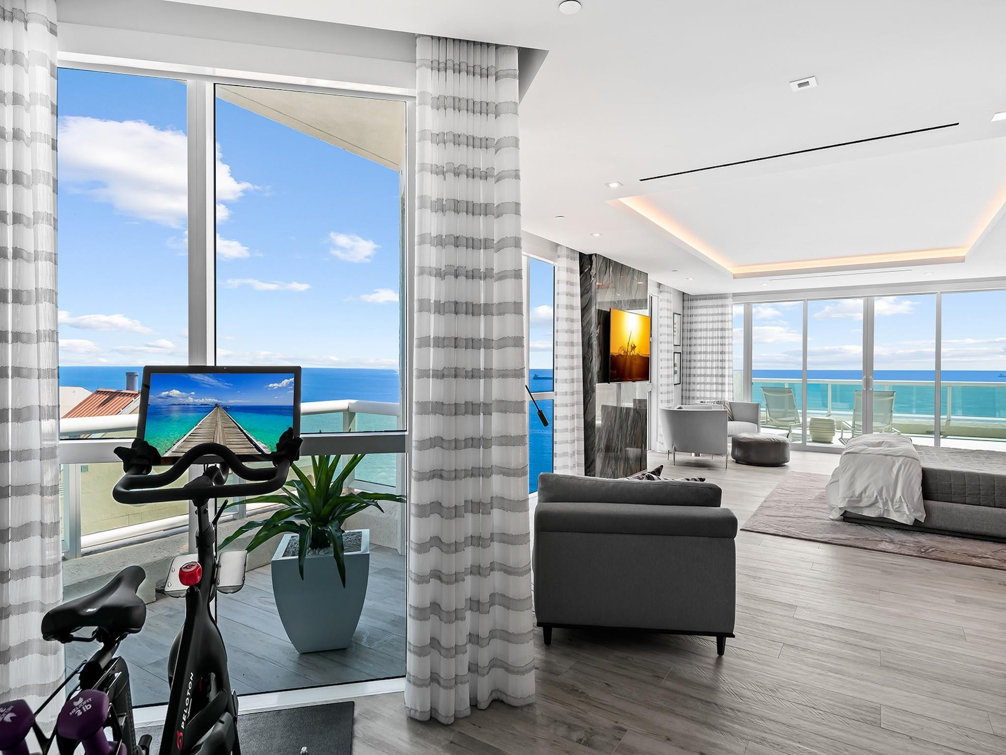 Las Olas Beach Club Condo - Residential