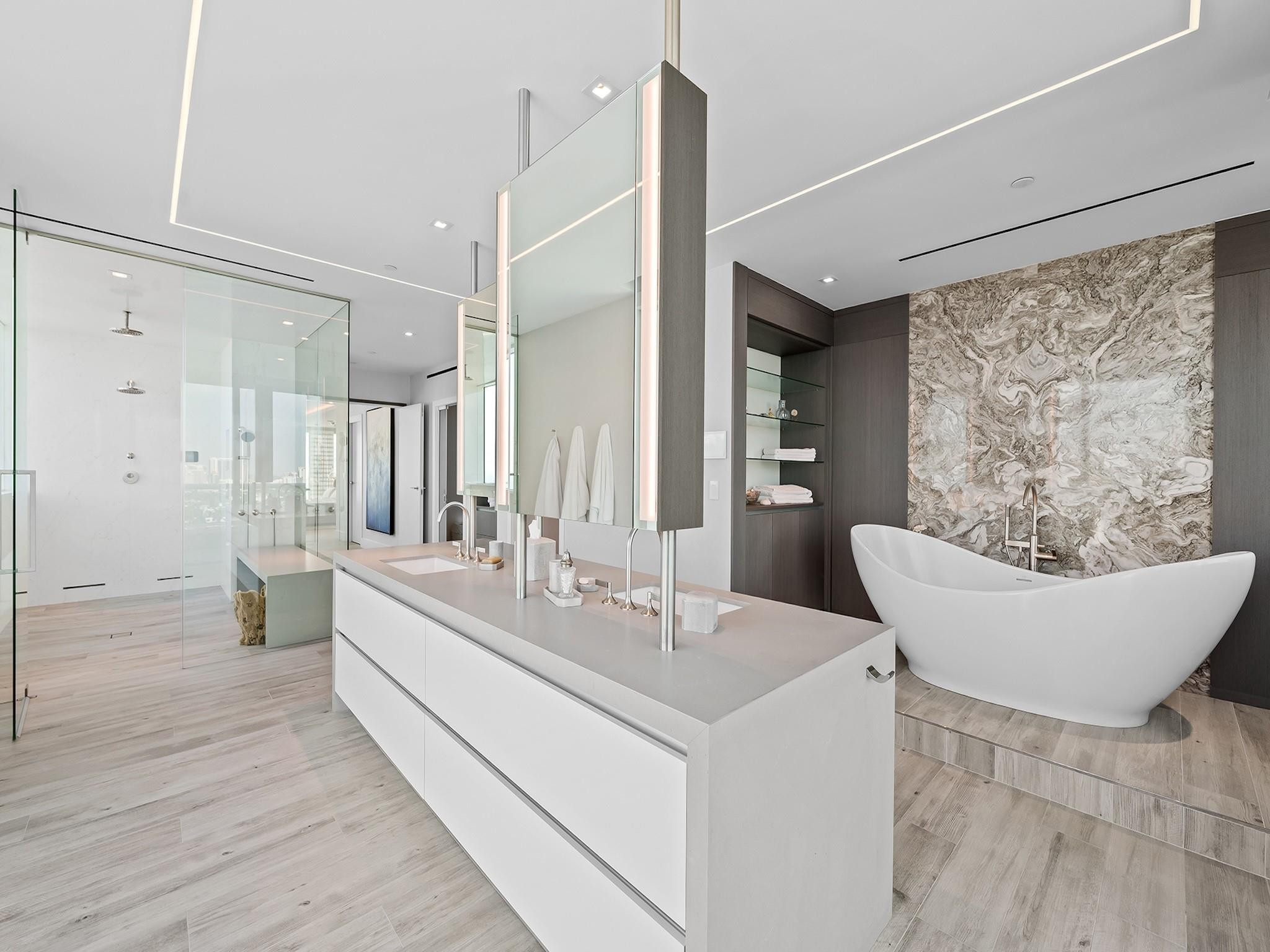 Las Olas Beach Club Condo - Residential