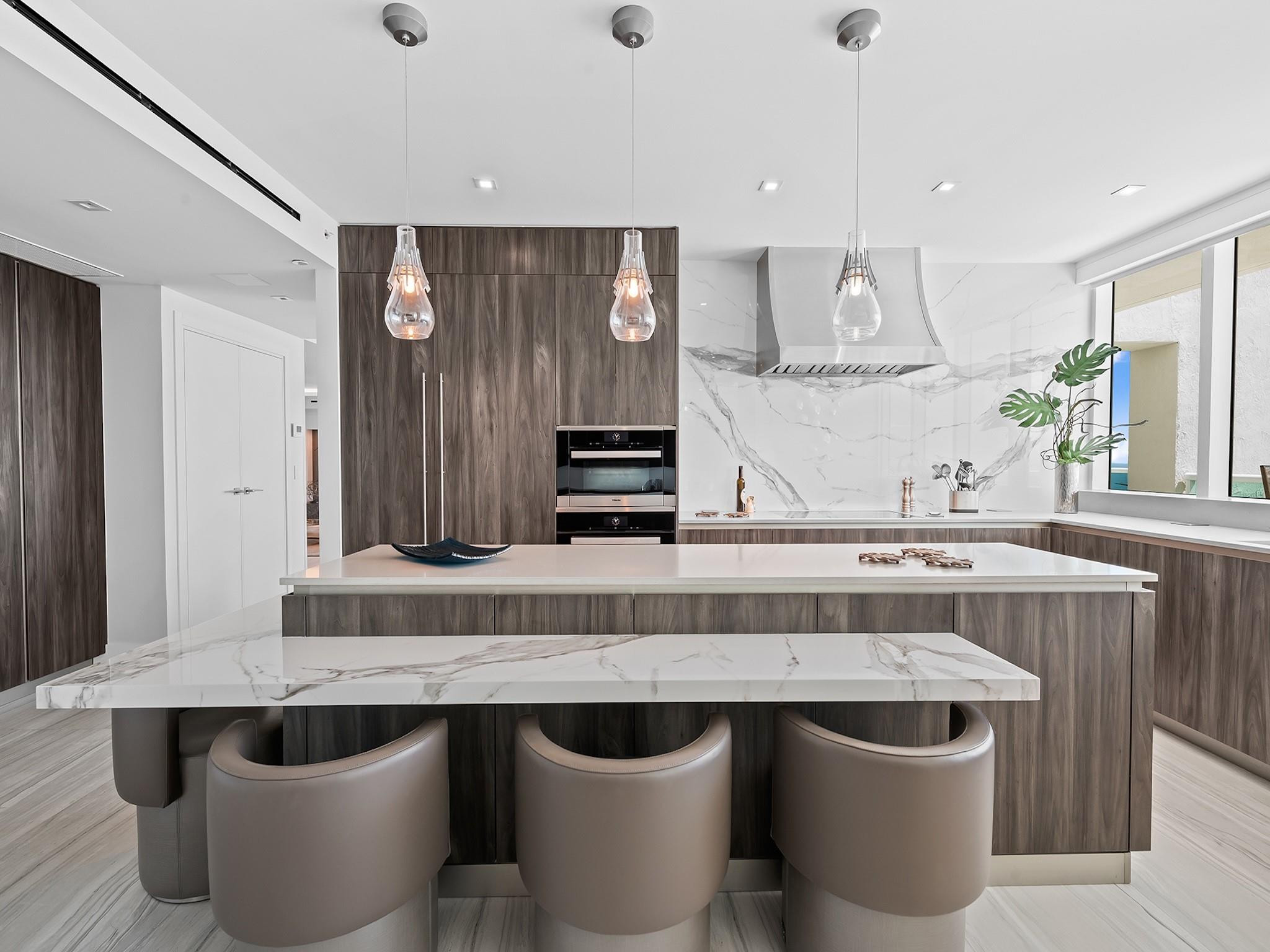 Las Olas Beach Club Condo - Residential