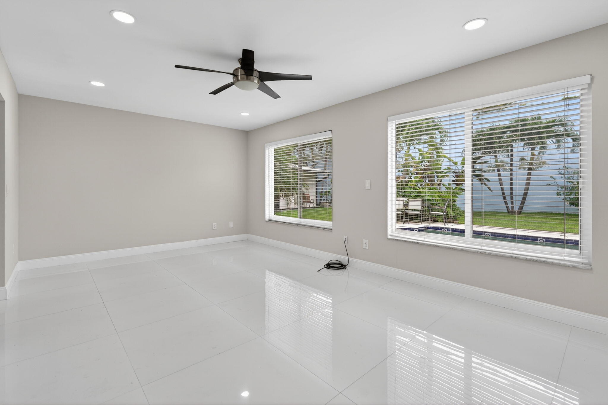 PALM BEACH GARDENS 5 - Residential