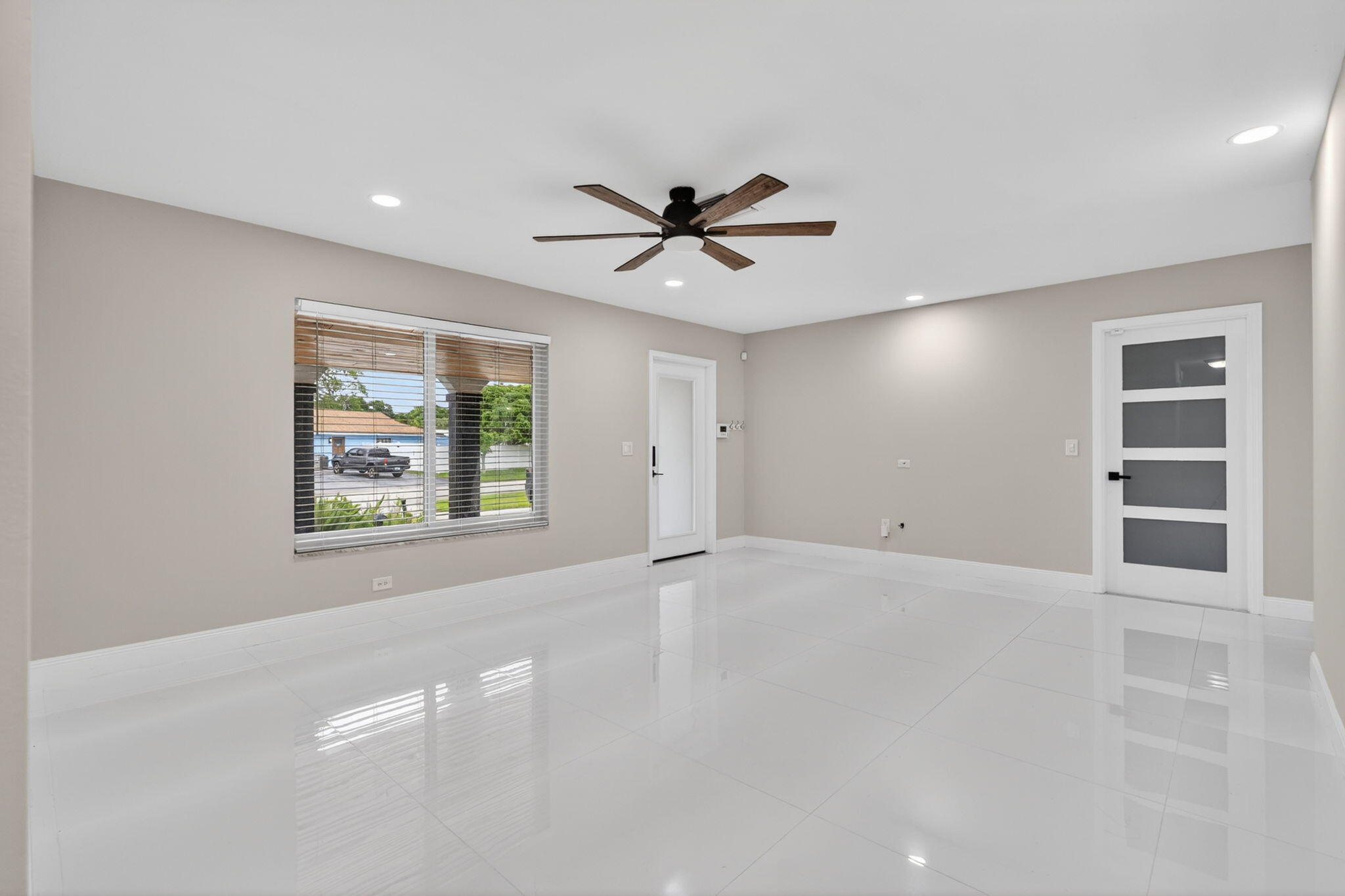 PALM BEACH GARDENS 5 - Residential