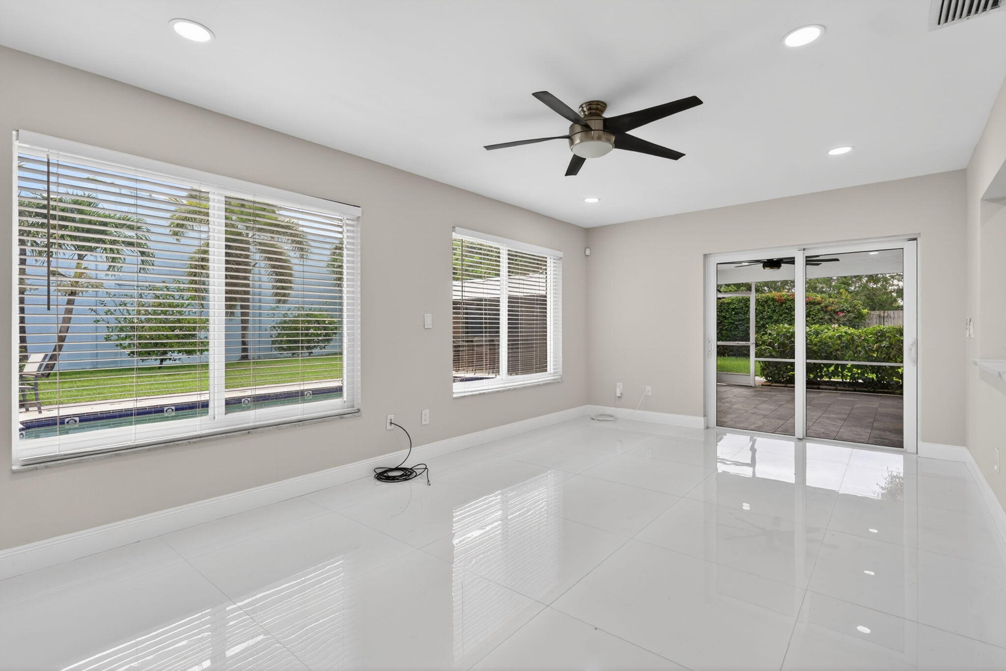 PALM BEACH GARDENS 5 - Residential