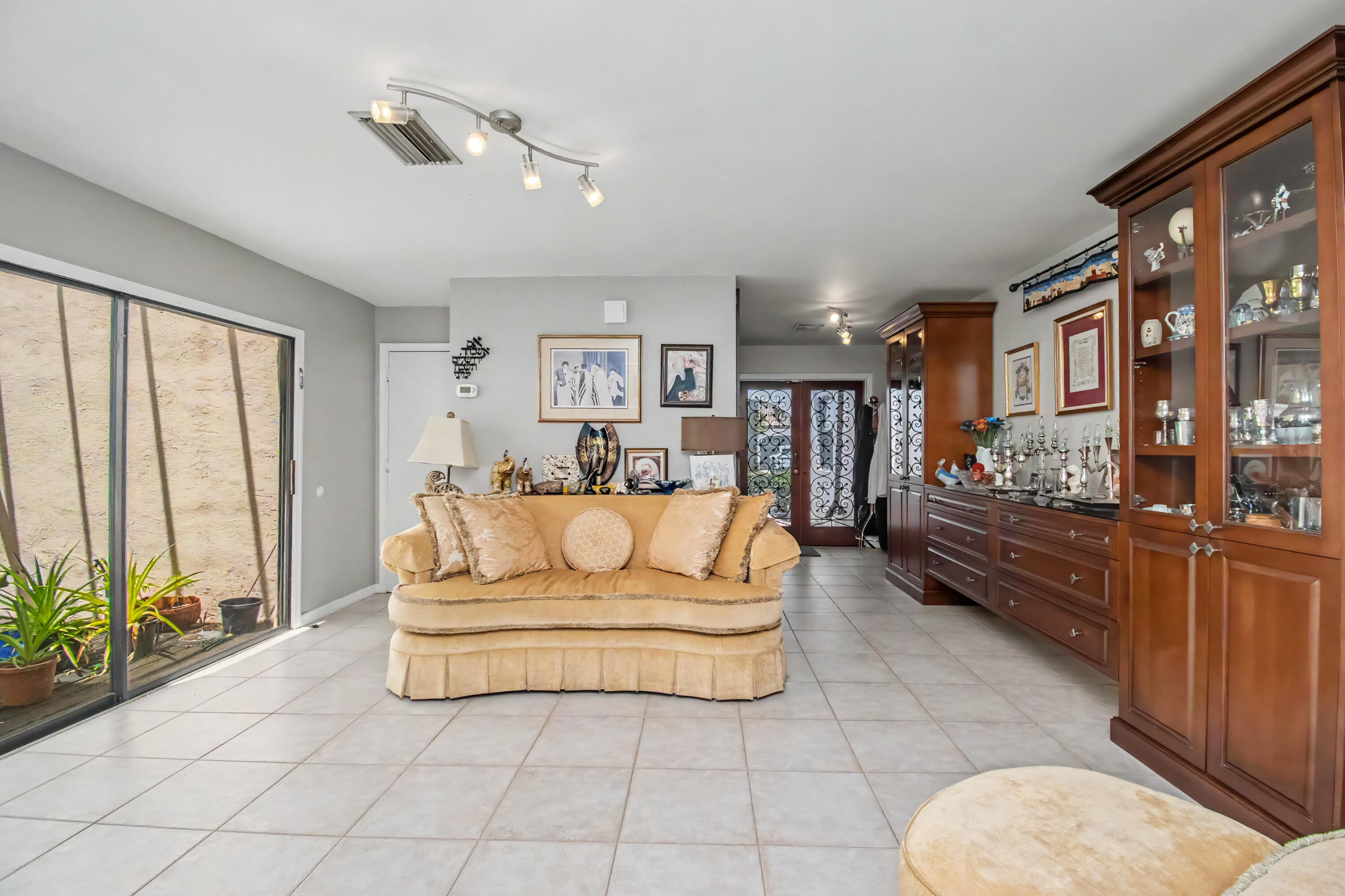 SOLIMAR AT BOCA DEL MAR PH 1 - Residential Lease