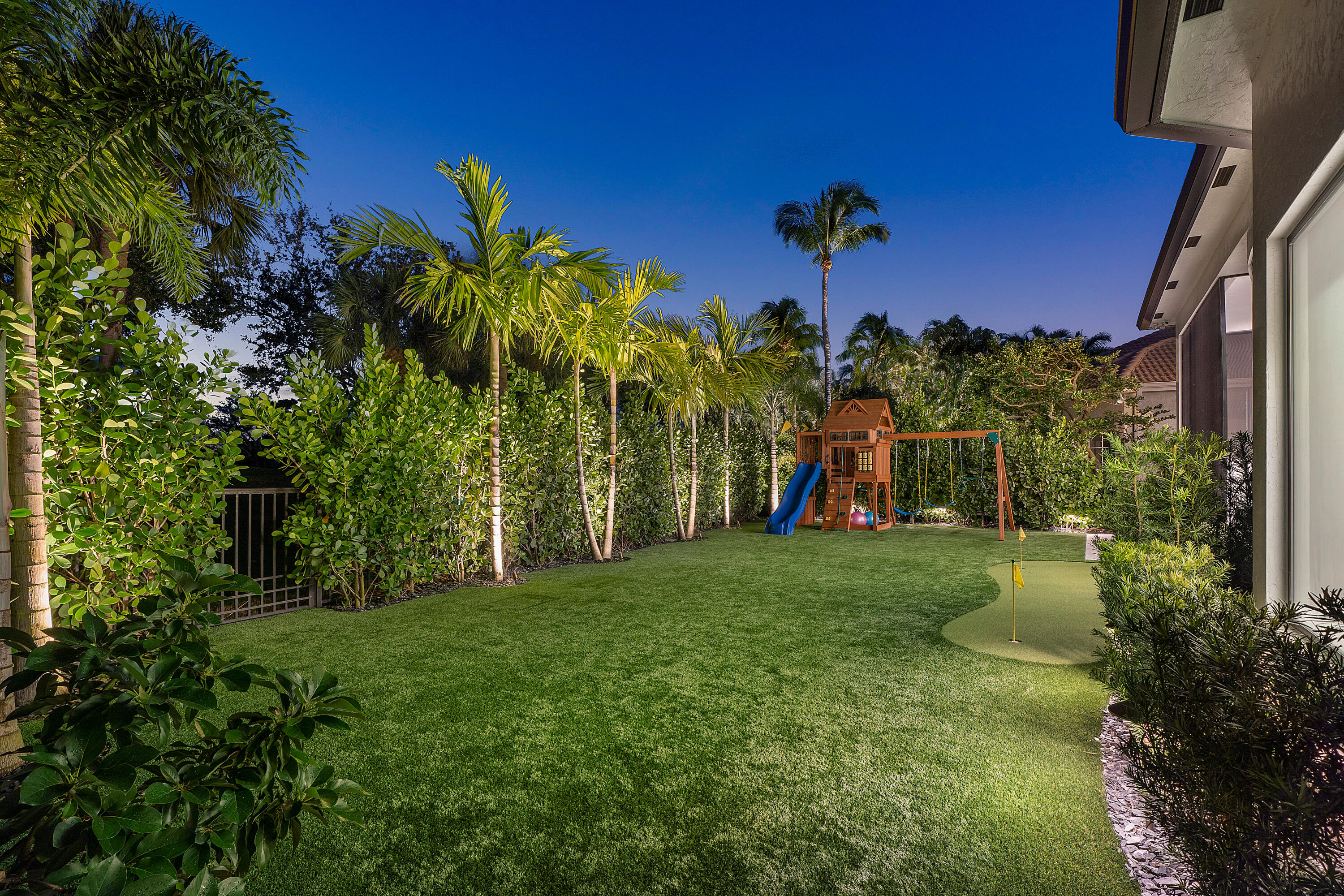 BALLENISLES POD 14 - Residential