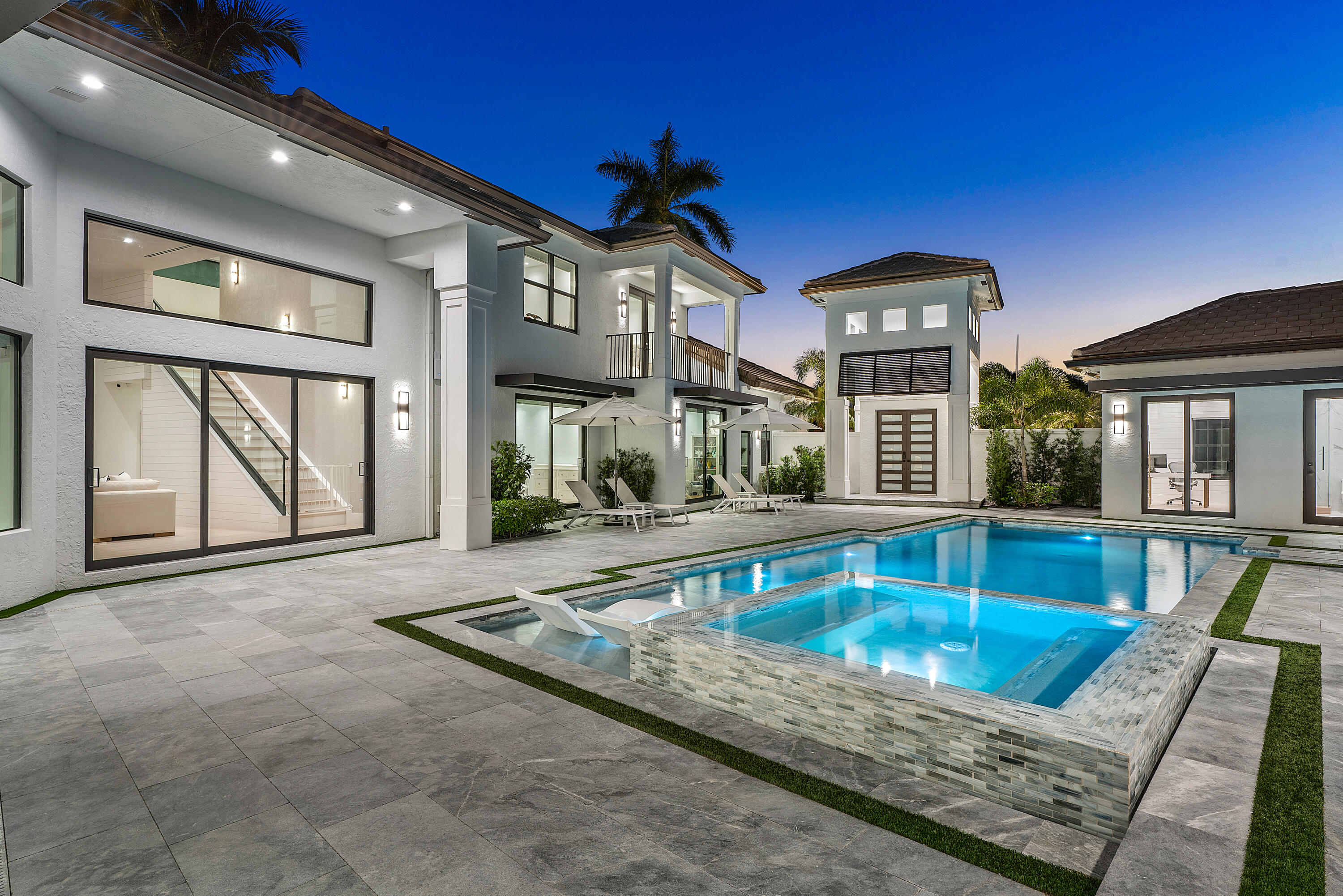 BALLENISLES POD 14 - Residential