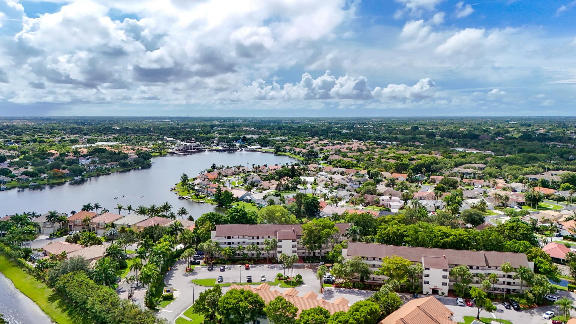 SHORES AT WELLINGTON - Residential