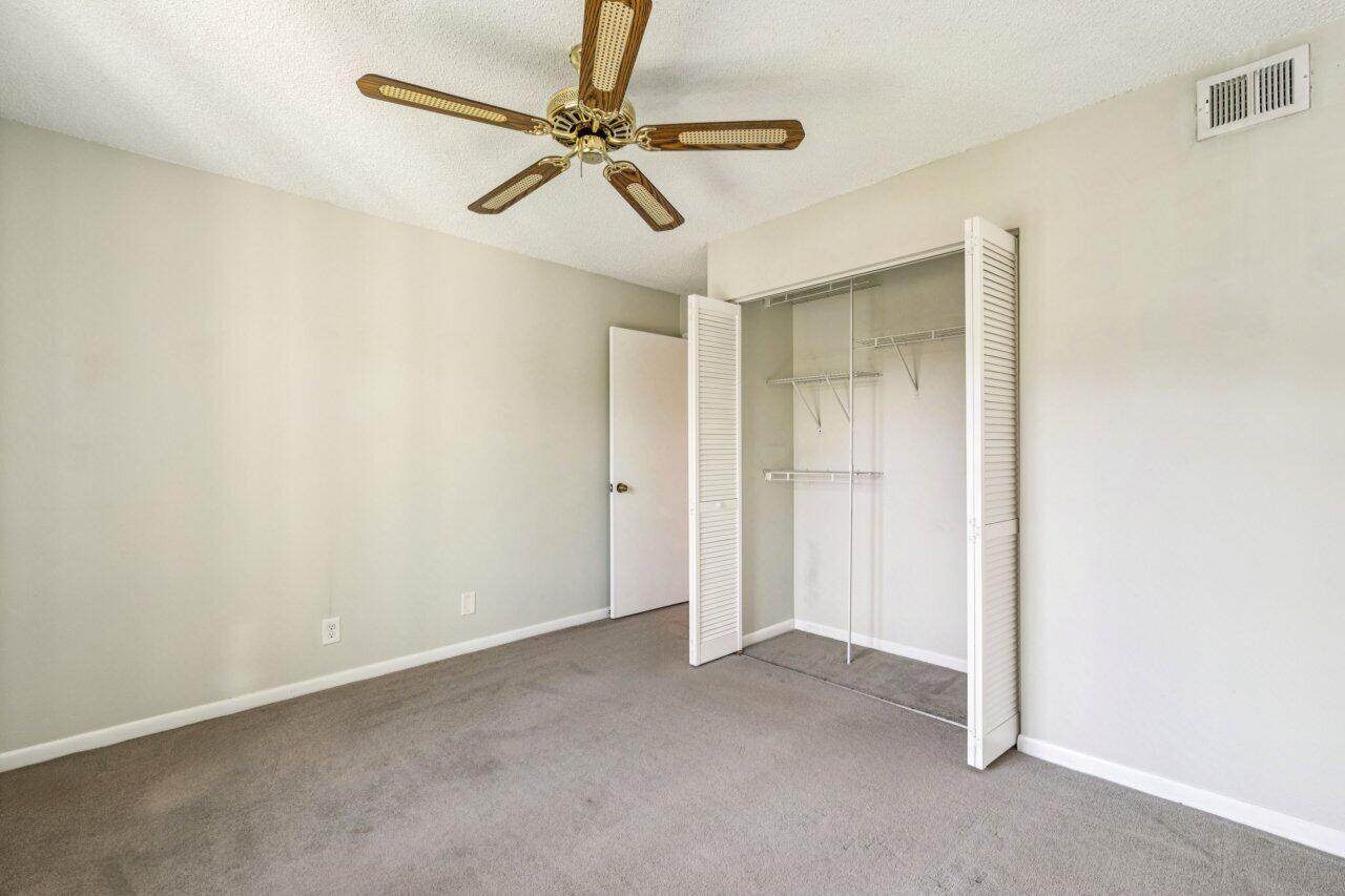 PINE RIDGE NORTH II COND DECL FILED 10-1-82 - Residential