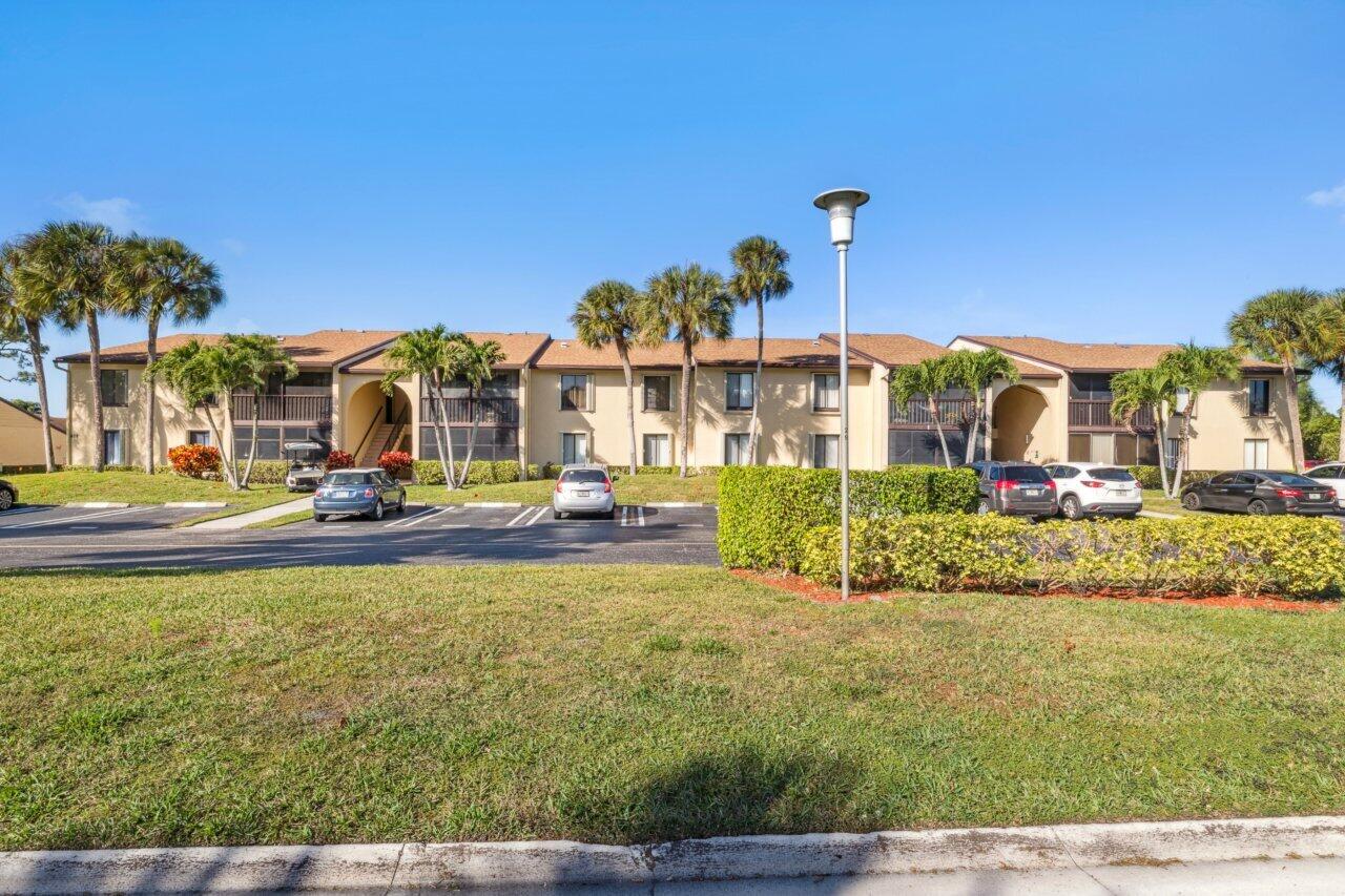 PINE RIDGE NORTH II COND DECL FILED 10-1-82 - Residential
