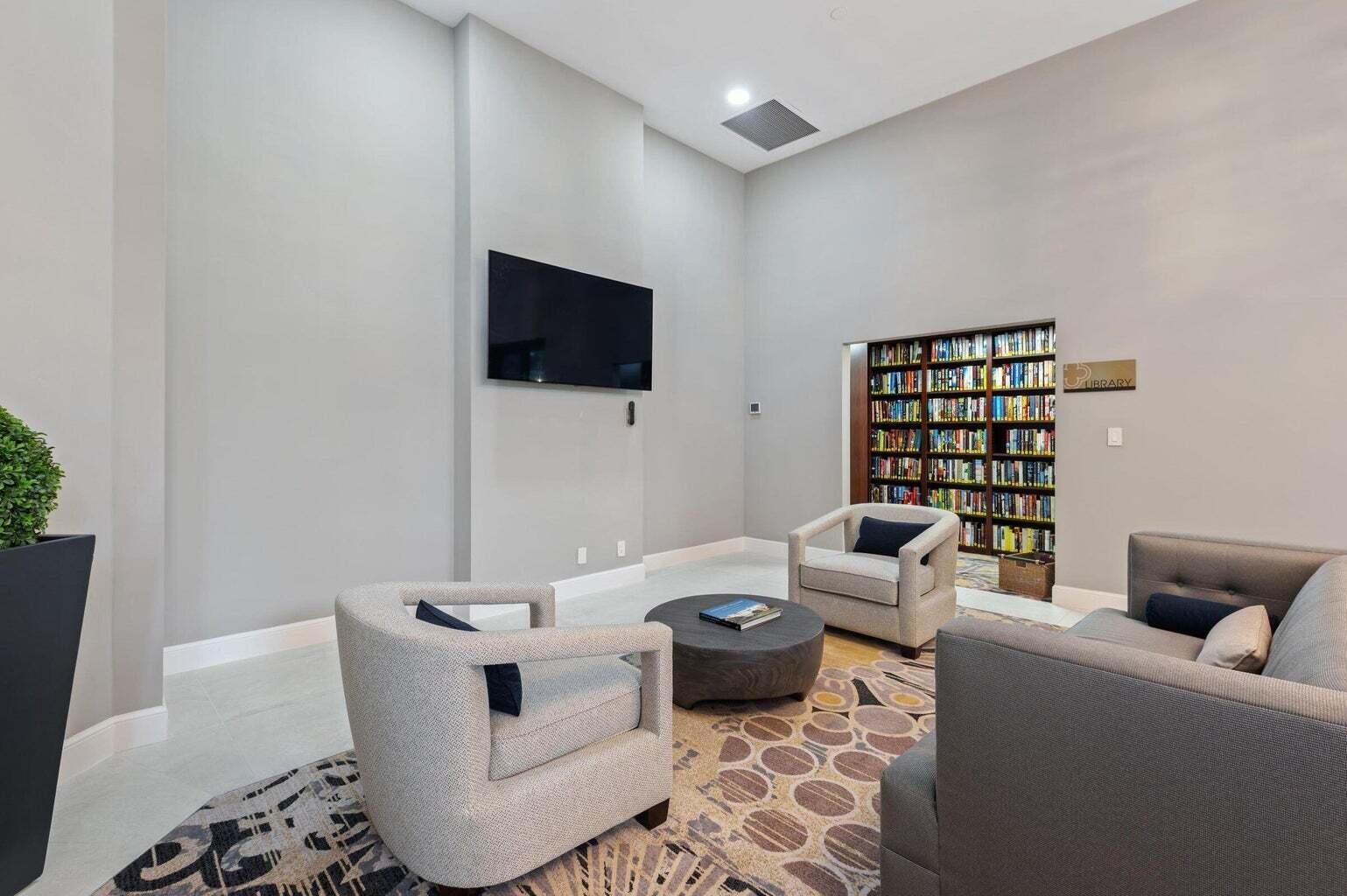 MIZNER COURT CONDO - Residential