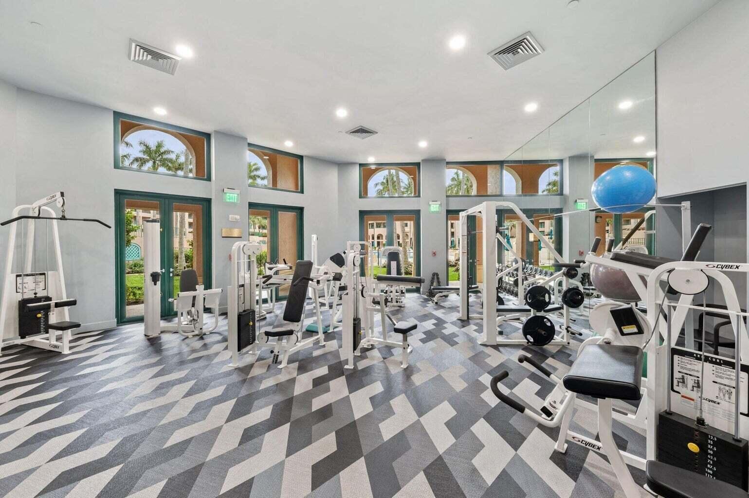 MIZNER COURT CONDO - Residential