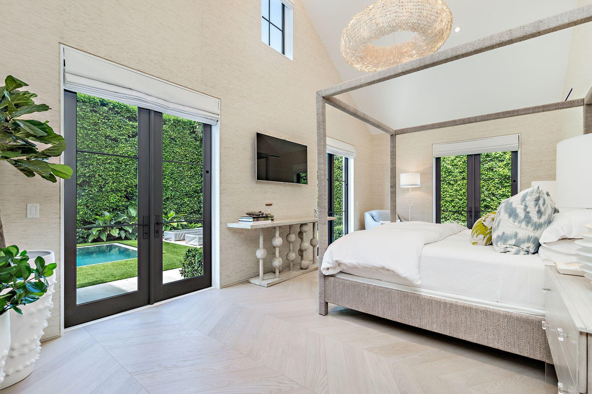 NORTH SHORE - Residential